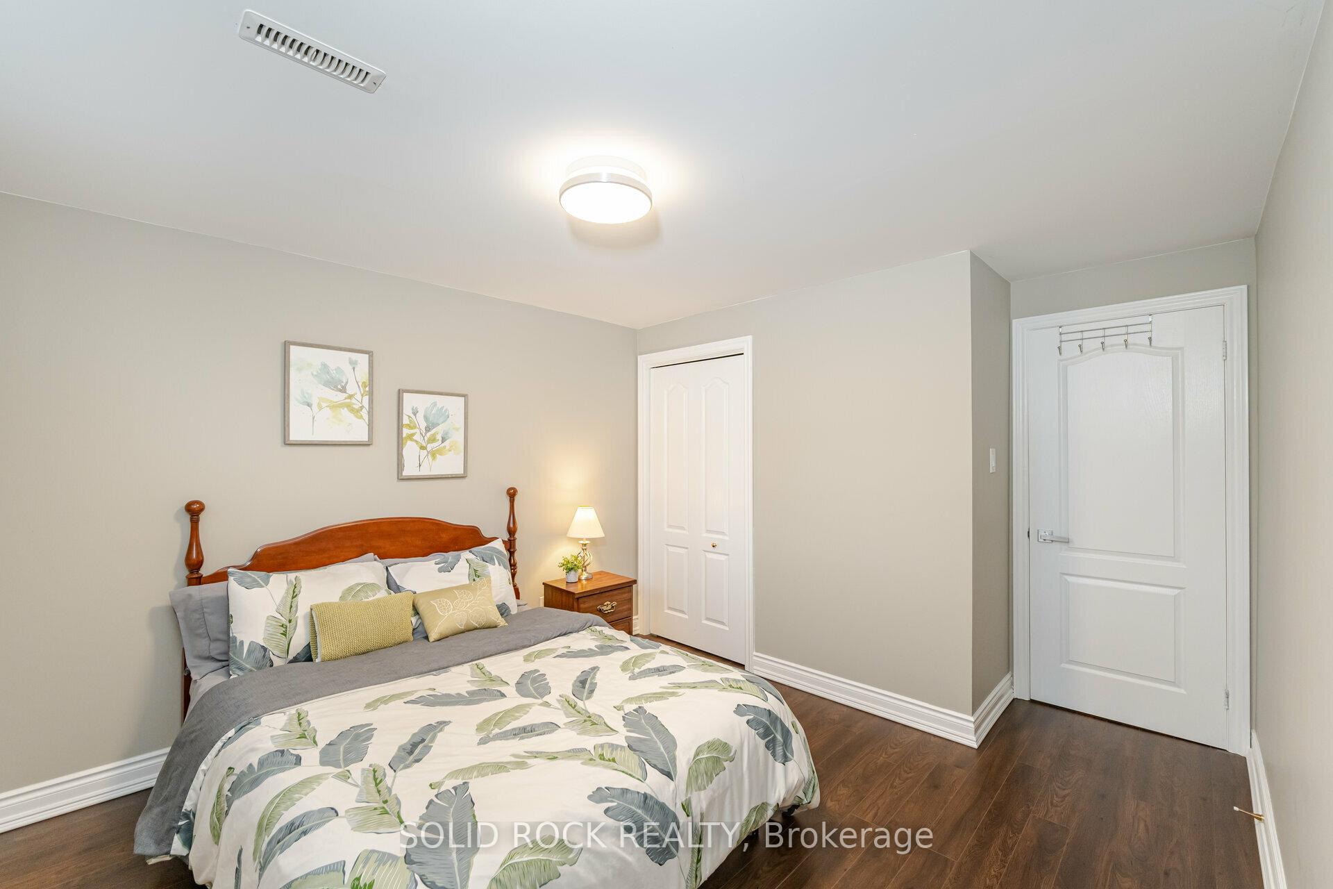 Photo 16 of 30 Pleasantview Avenue, Brampton, Brampton West — HOMEH