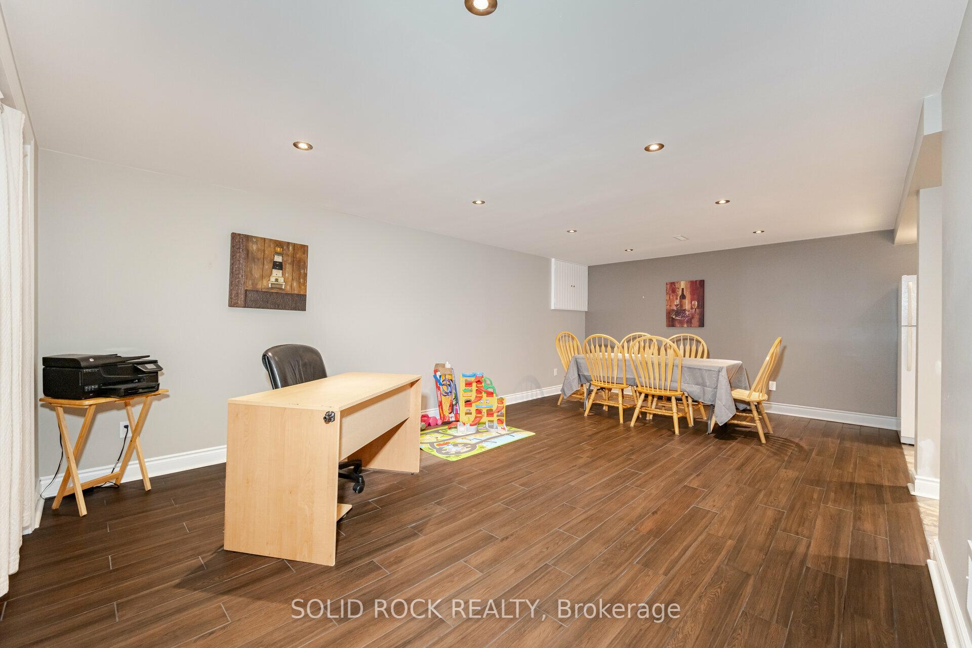 Photo 36 of 30 Pleasantview Avenue, Brampton, Brampton West — HOMEH