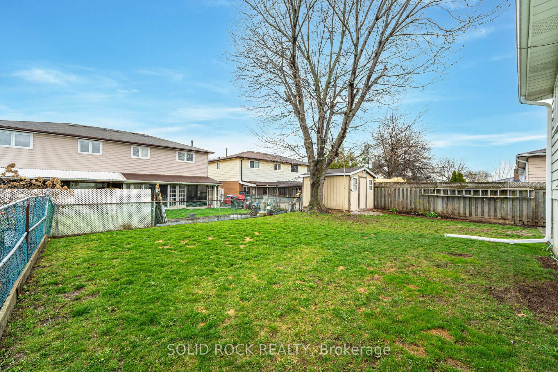Photo 21 of 30 Pleasantview Avenue, Brampton, Brampton West — HOMEH