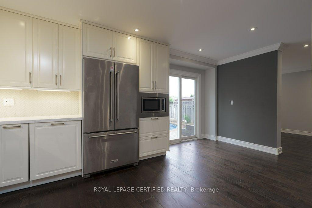 Photo 11 of 94 Reynier Drive, Brampton, Heart Lake East — HOMEH