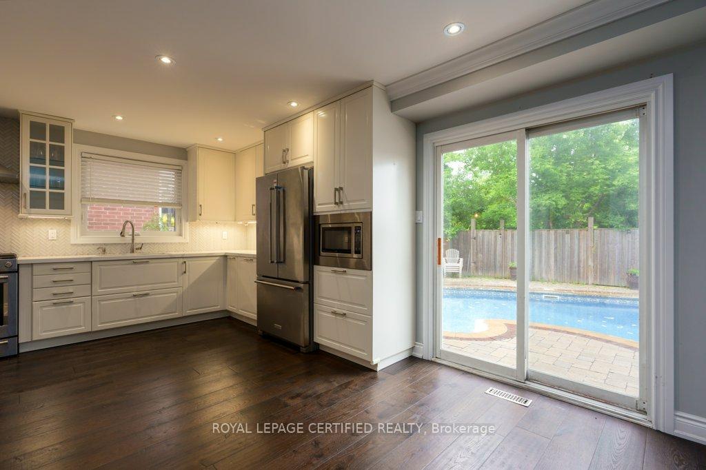 Photo 28 of 94 Reynier Drive, Brampton, Heart Lake East — HOMEH