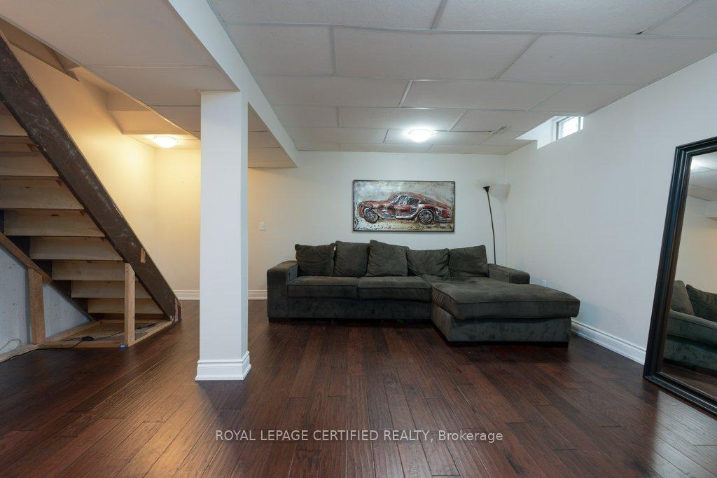 Photo 15 of 94 Reynier Drive, Brampton, Heart Lake East — HOMEH