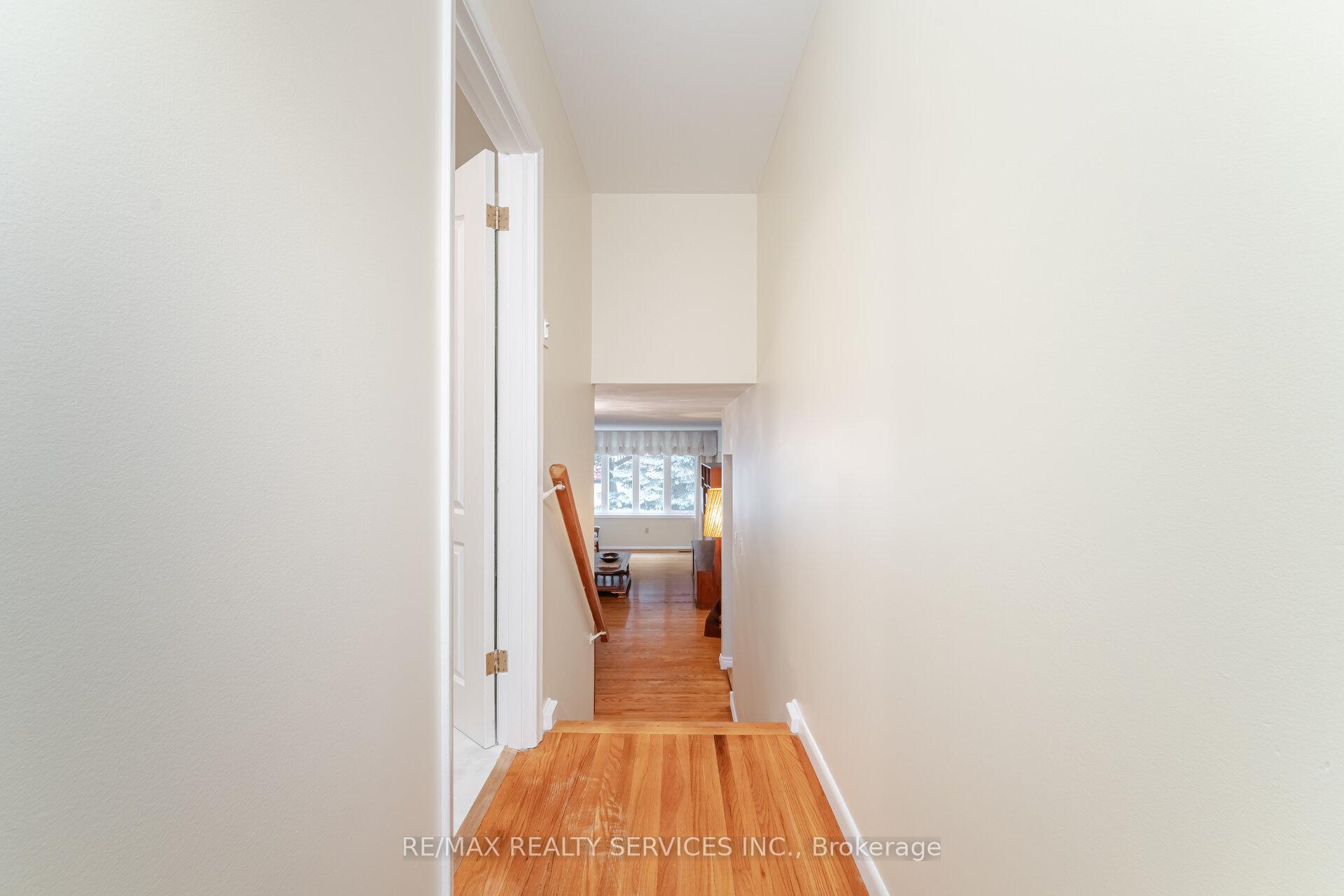 Photo 8 of 37 Welbeck Drive, Brampton, Northwood Park — HOMEH