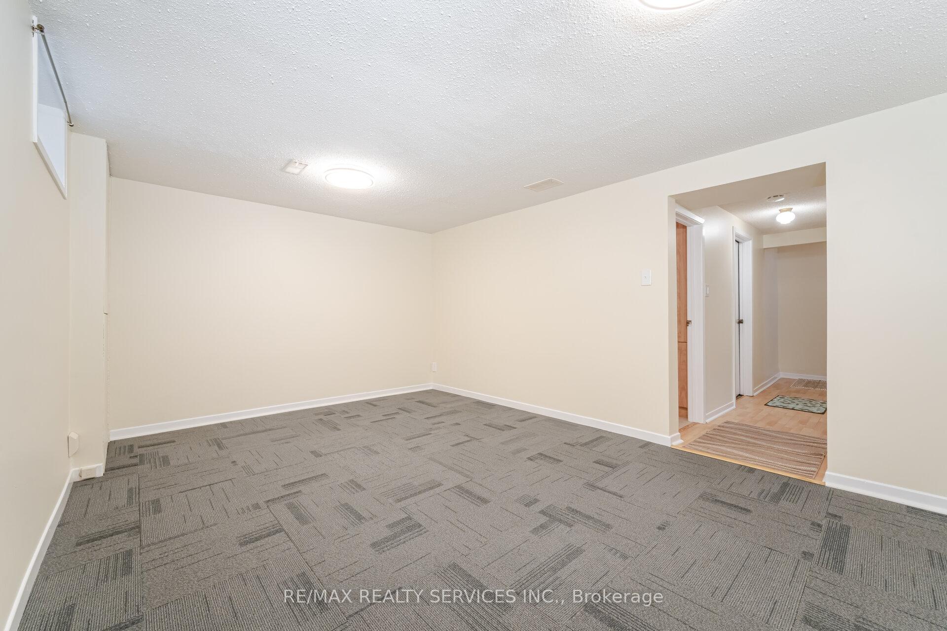 Photo 5 of 37 Welbeck Drive, Brampton, Northwood Park — HOMEH