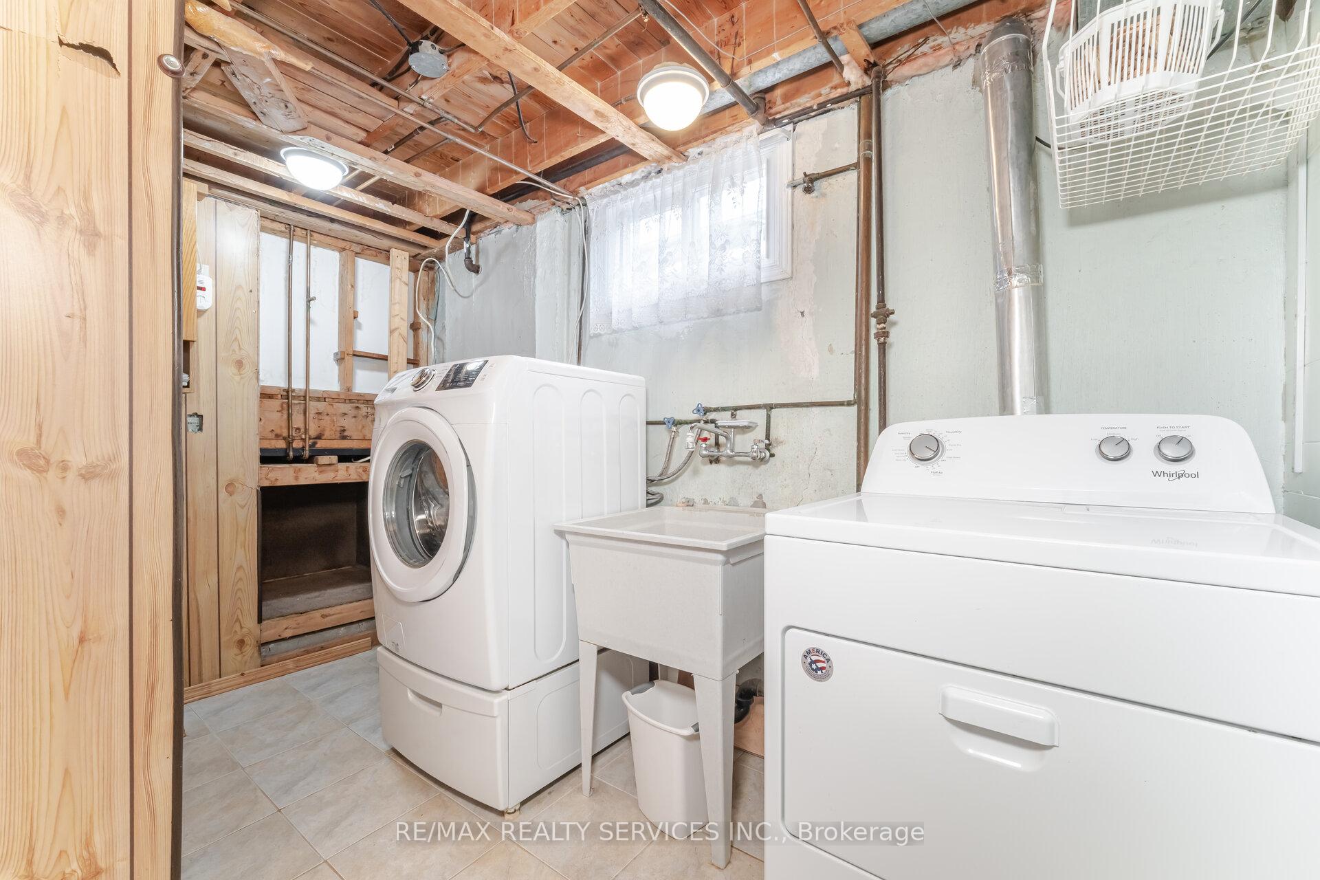 Photo 32 of 37 Welbeck Drive, Brampton, Northwood Park — HOMEH