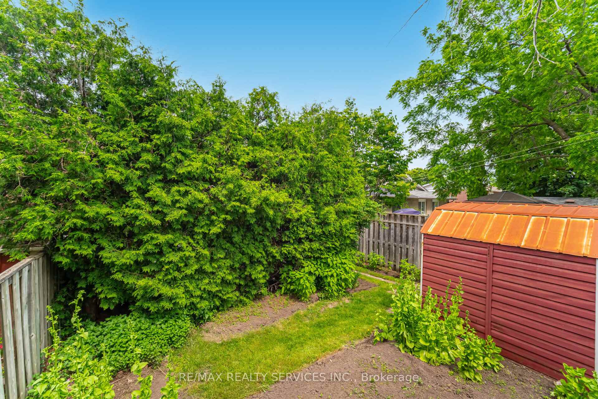 Photo 24 of 37 Welbeck Drive, Brampton, Northwood Park — HOMEH