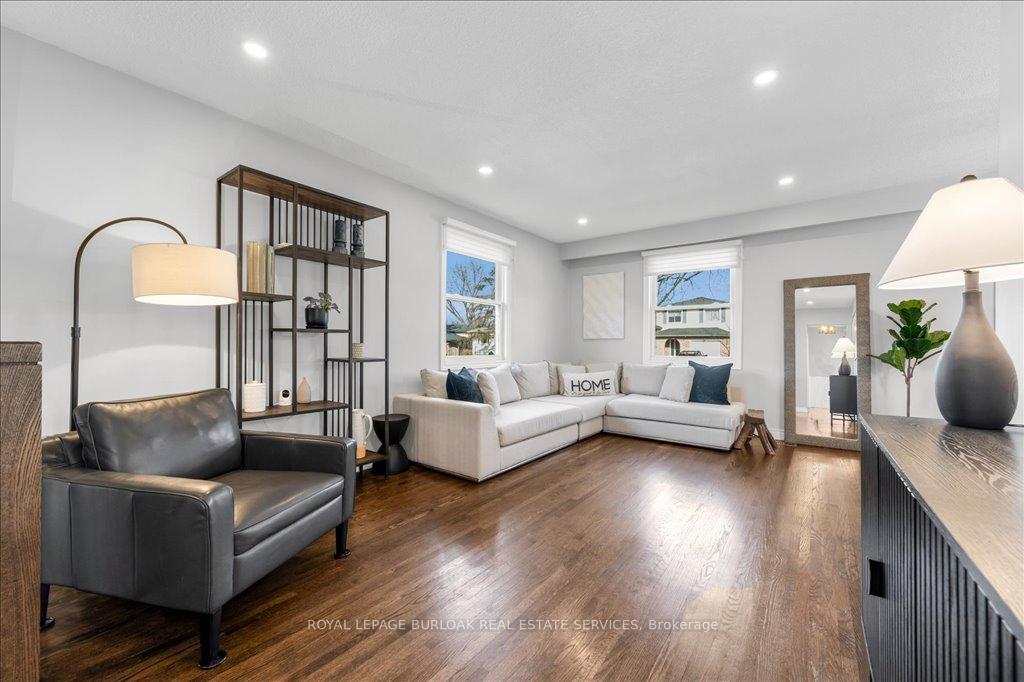 Photo 8 of 677 MacLaren Drive, Burlington, Roseland — HOMEH