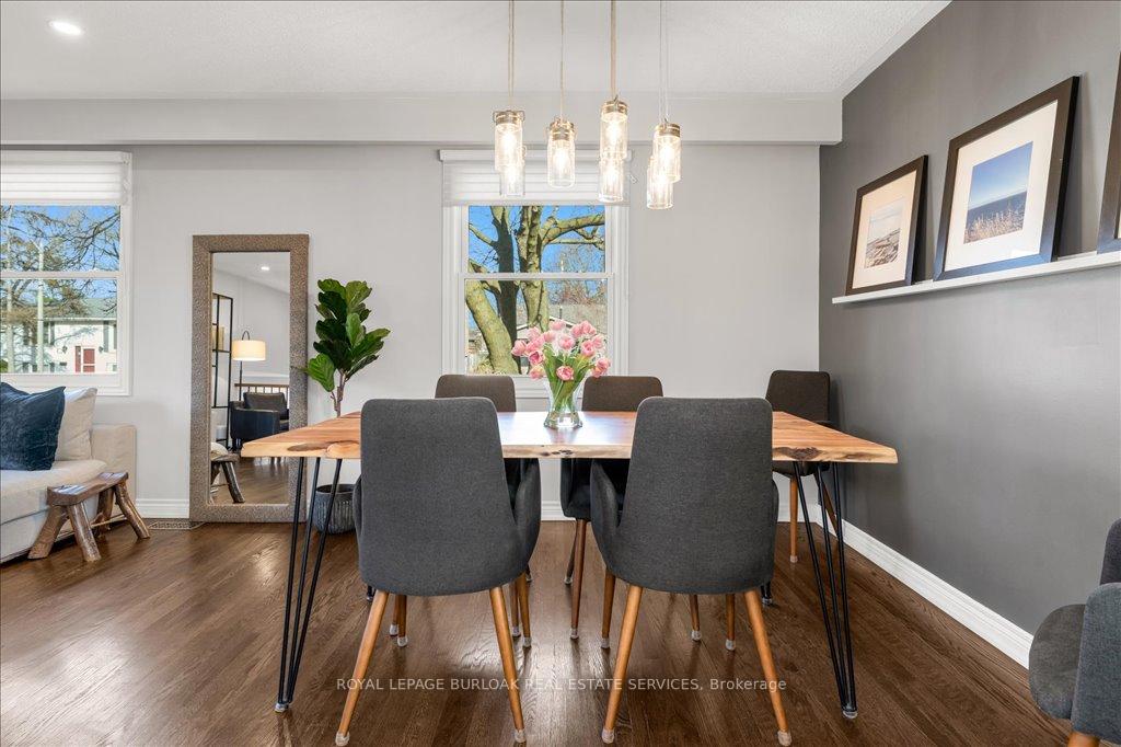 Photo 12 of 677 MacLaren Drive, Burlington, Roseland — HOMEH