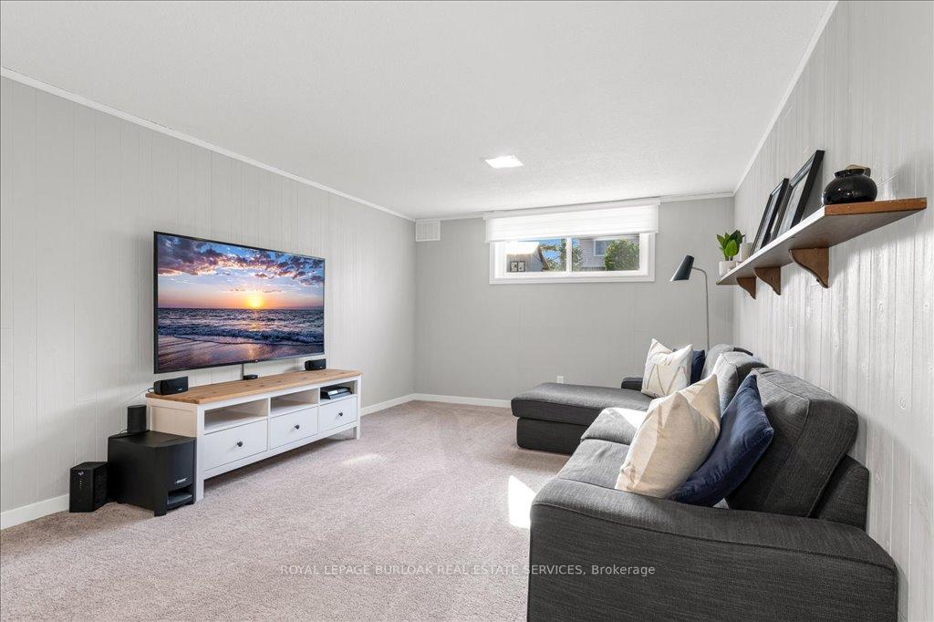 Photo 22 of 677 MacLaren Drive, Burlington, Roseland — HOMEH
