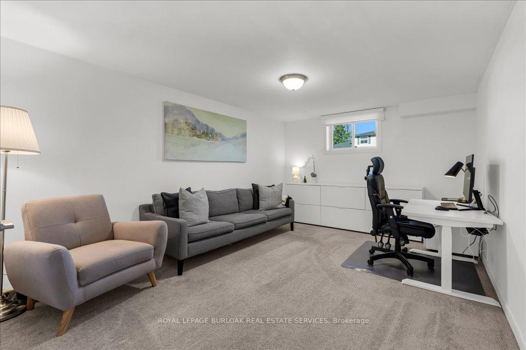 Photo 24 of 677 MacLaren Drive, Burlington, Roseland — HOMEH
