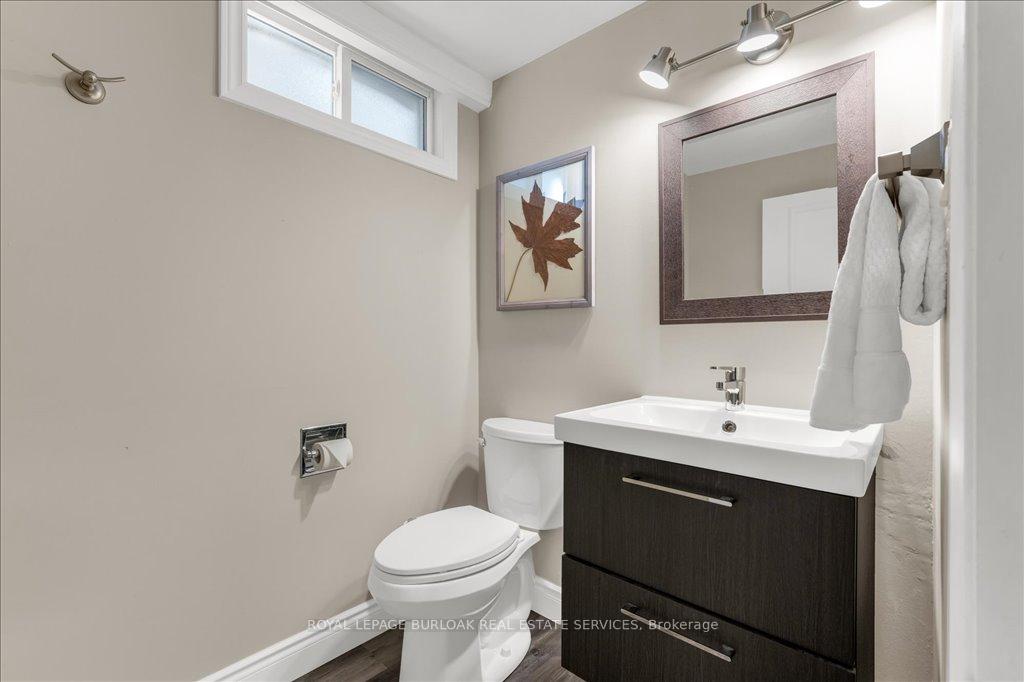 Photo 29 of 677 MacLaren Drive, Burlington, Roseland — HOMEH