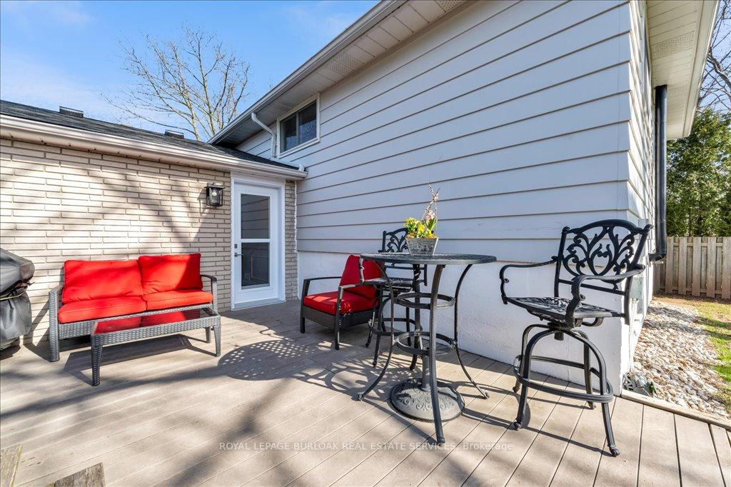 Photo 32 of 677 MacLaren Drive, Burlington, Roseland — HOMEH