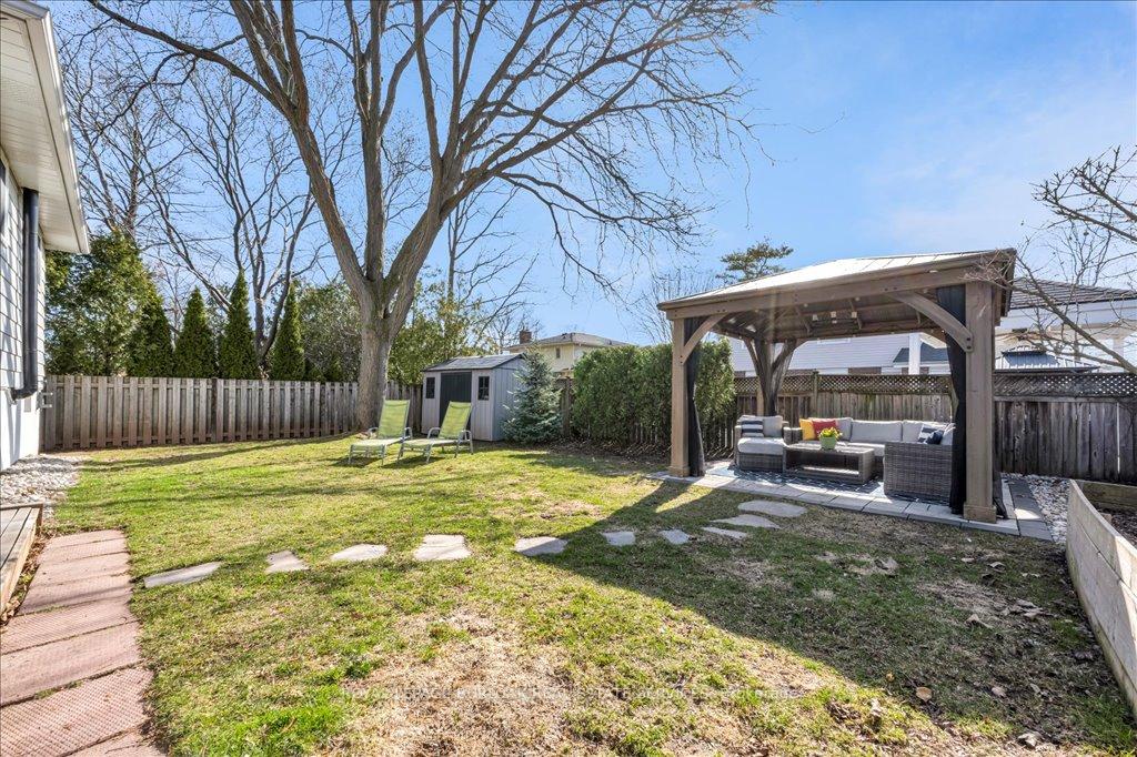 Photo 34 of 677 MacLaren Drive, Burlington, Roseland — HOMEH