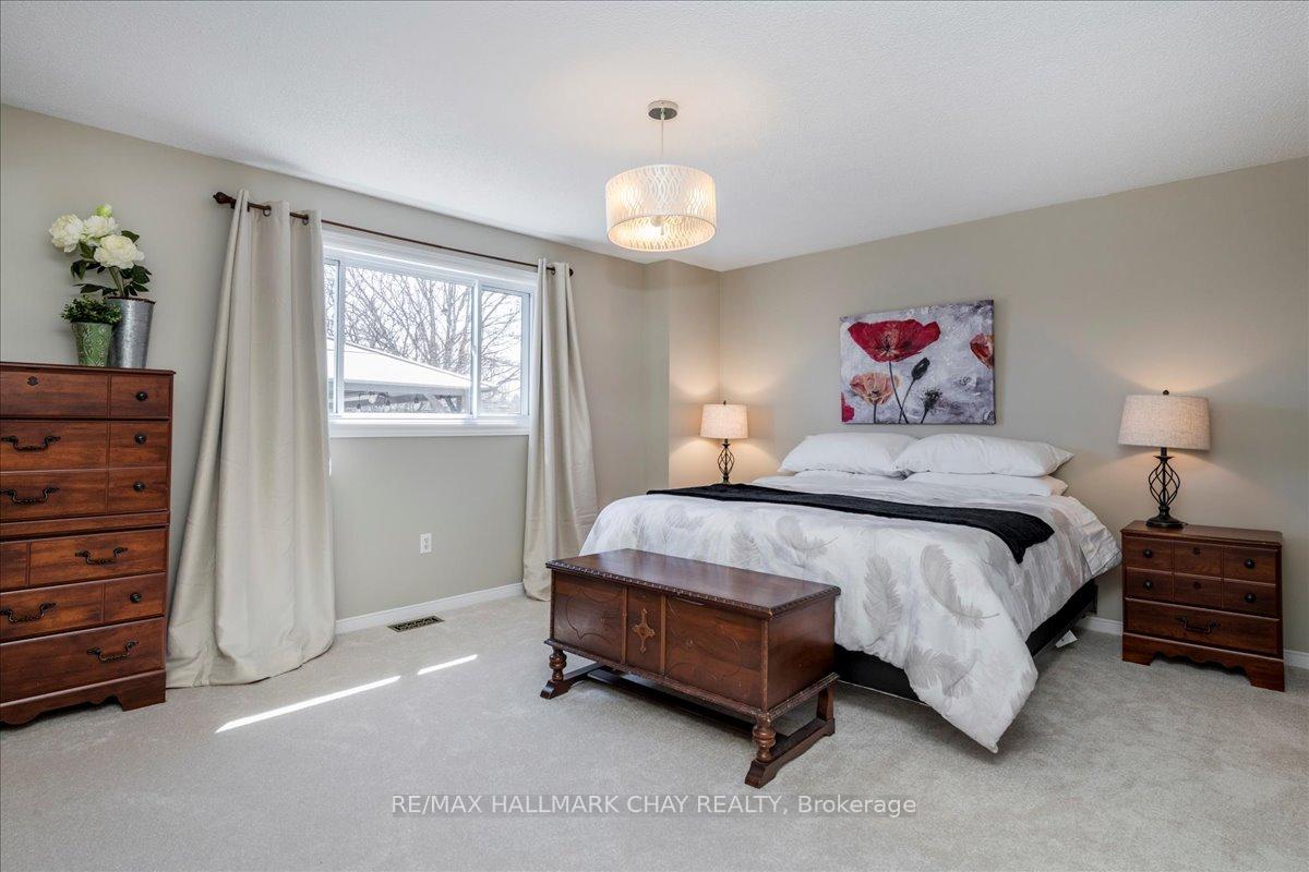 Photo 15 of 283 Cox Mill Road, Barrie, Bayshore — HOMEH