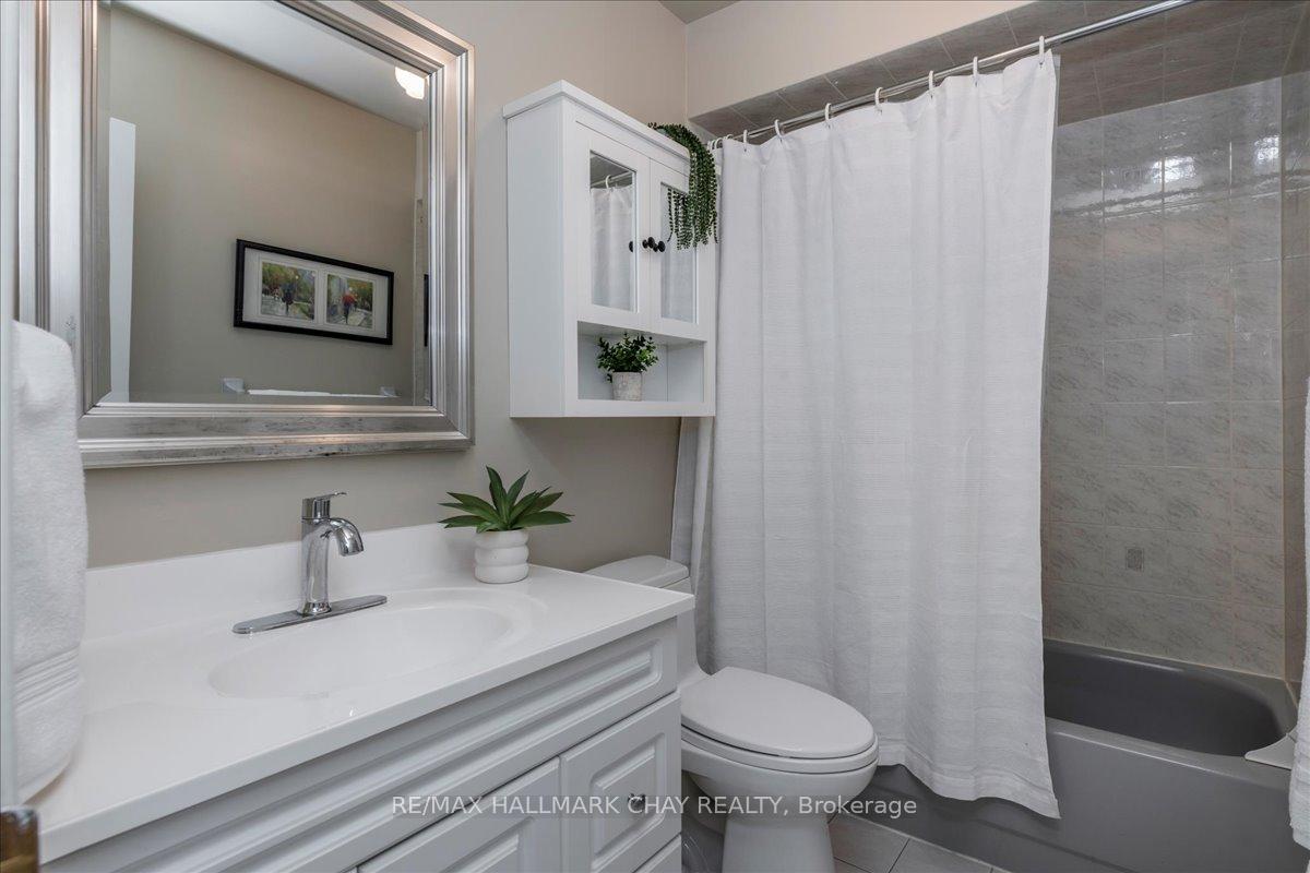 Photo 22 of 283 Cox Mill Road, Barrie, Bayshore — HOMEH