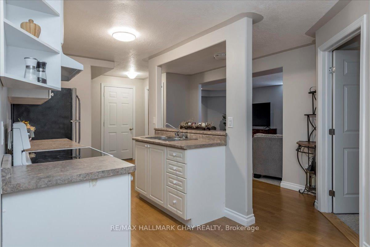 Photo 29 of 283 Cox Mill Road, Barrie, Bayshore — HOMEH