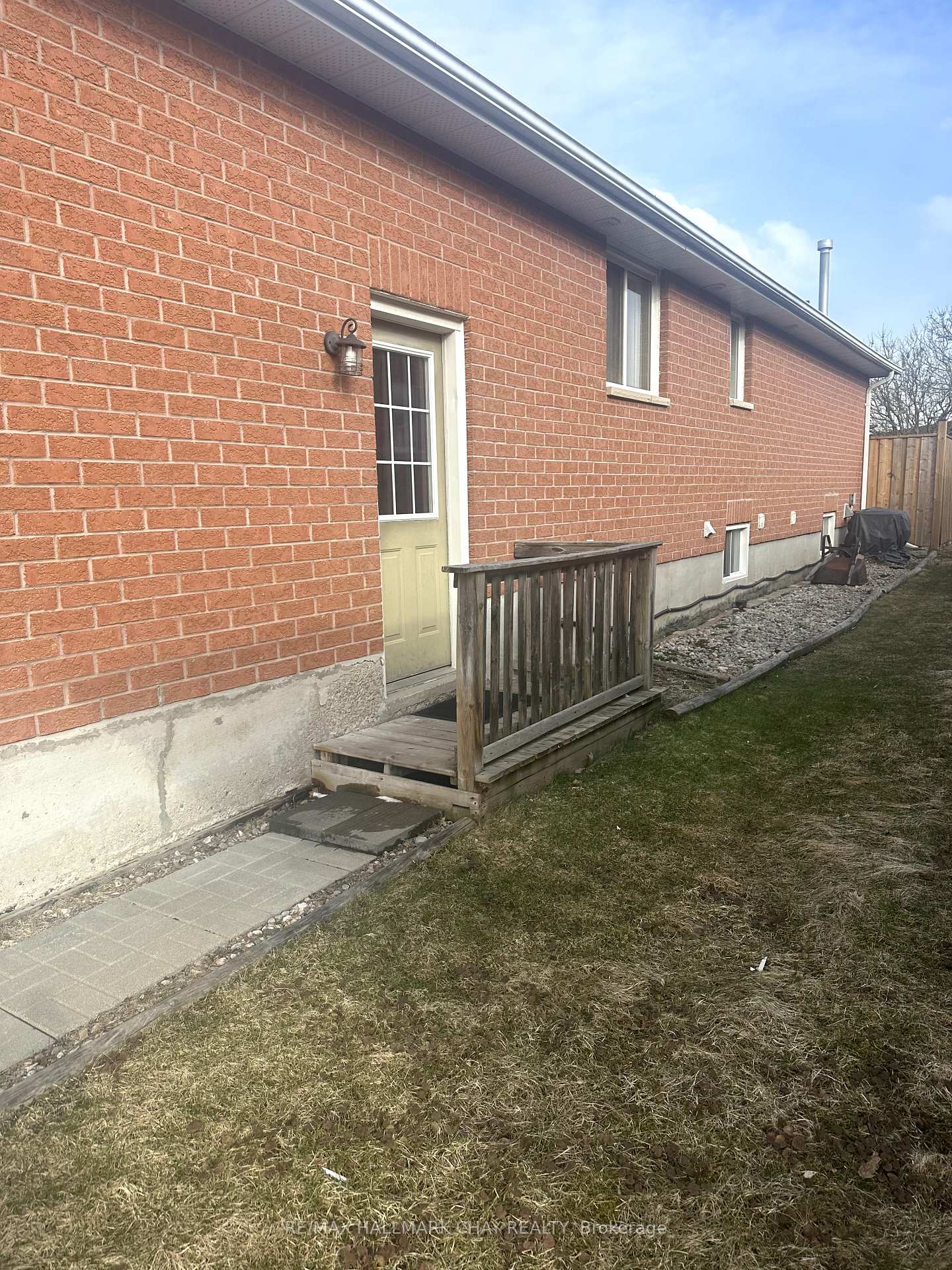 Photo 47 of 283 Cox Mill Road, Barrie, Bayshore — HOMEH