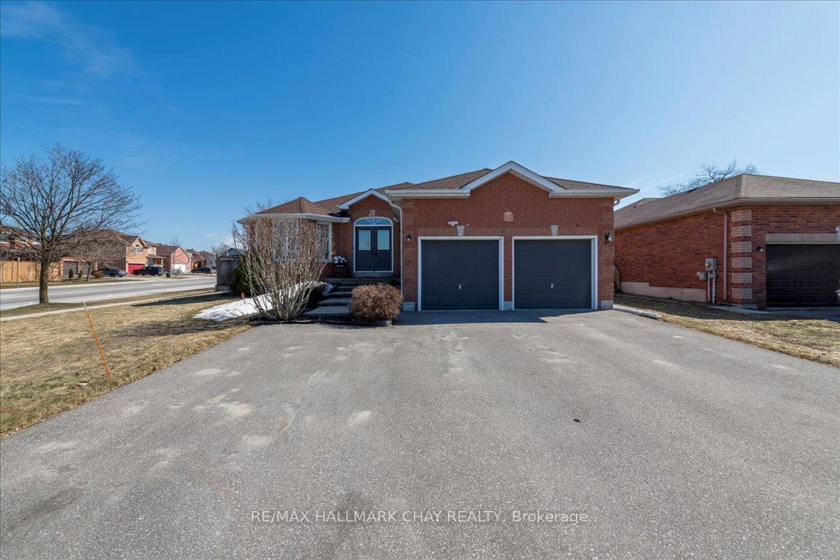 Photo 48 of 283 Cox Mill Road, Barrie, Bayshore — HOMEH