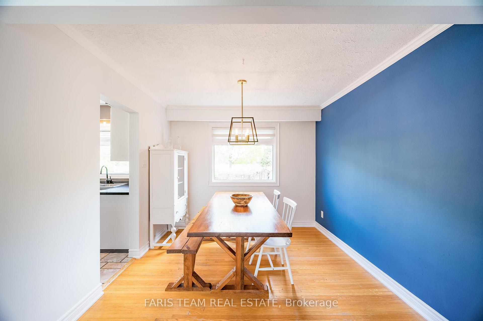 Photo 8 of 13 Woodcrest Road, Barrie, Allandale Heights — HOMEH