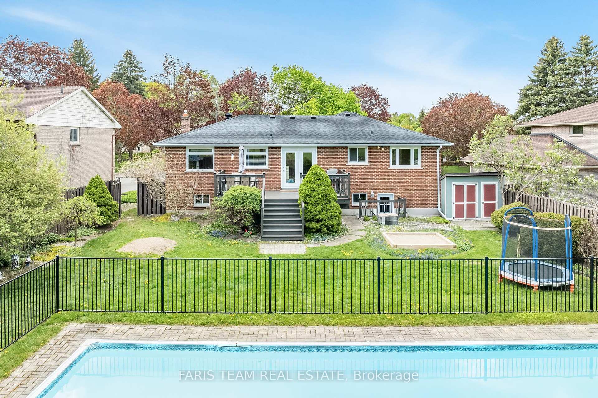 Photo 21 of 13 Woodcrest Road, Barrie, Allandale Heights — HOMEH