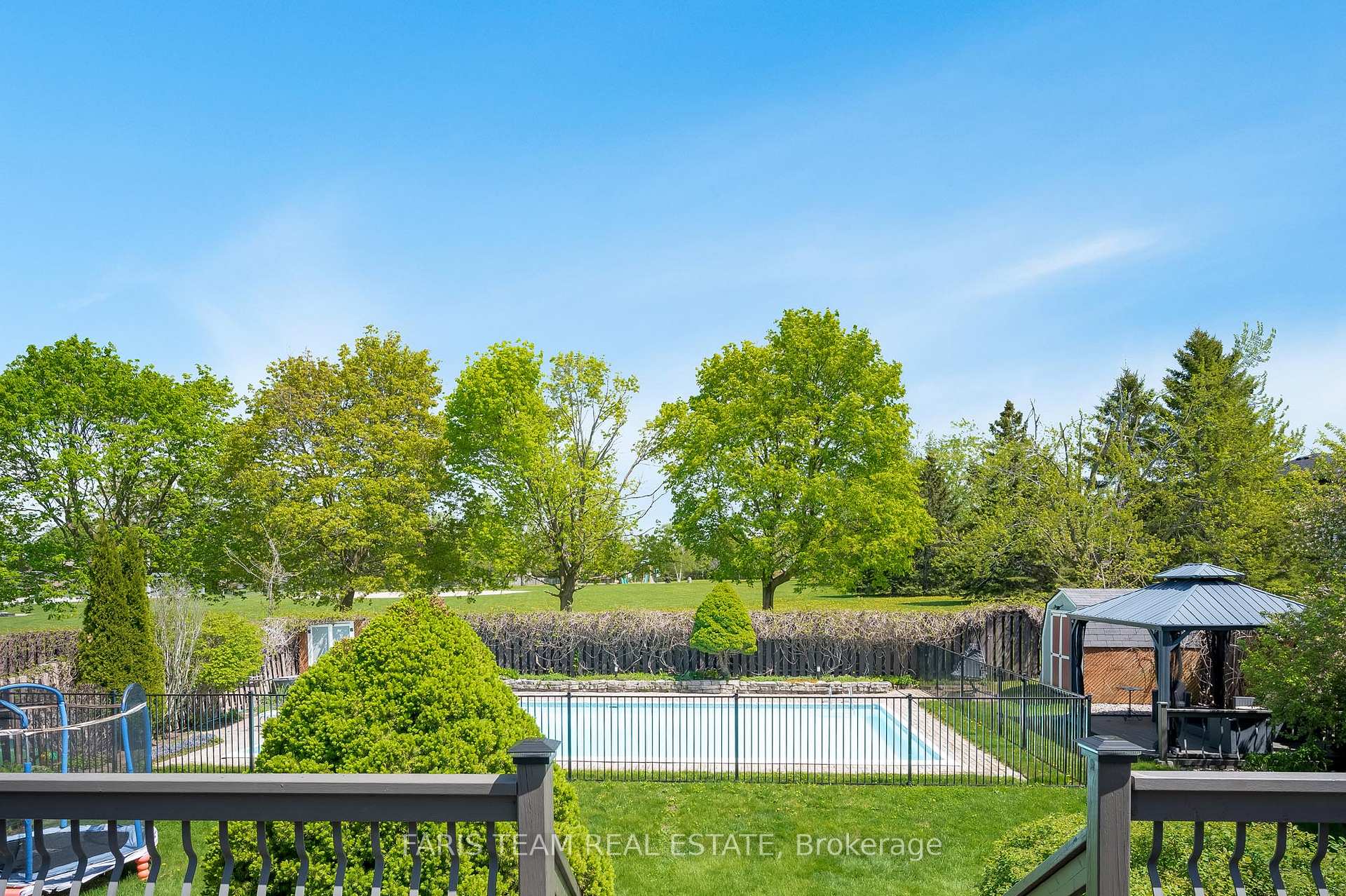 Photo 23 of 13 Woodcrest Road, Barrie, Allandale Heights — HOMEH