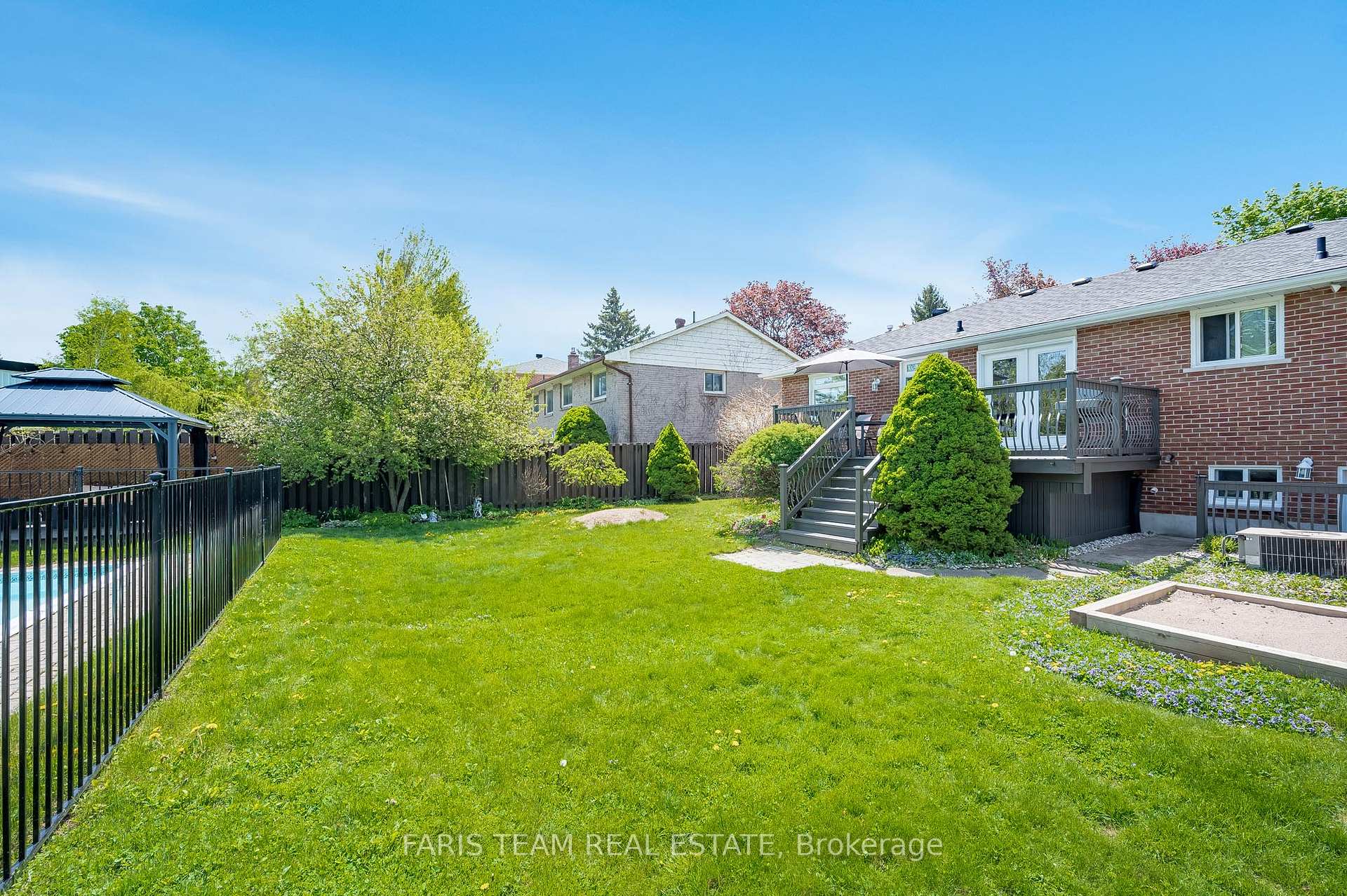 Photo 25 of 13 Woodcrest Road, Barrie, Allandale Heights — HOMEH