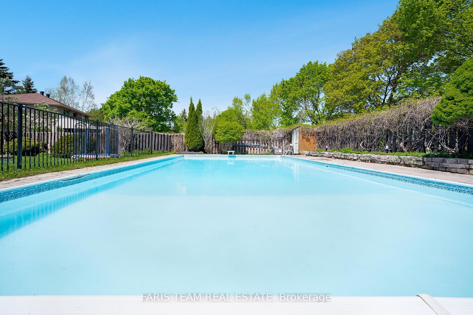 Photo 31 of 13 Woodcrest Road, Barrie, Allandale Heights — HOMEH