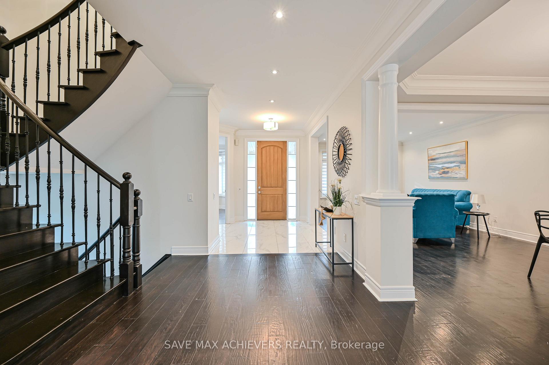 Photo 6 of 7 Seacliff Crescent, Brampton, Bram East — HOMEH