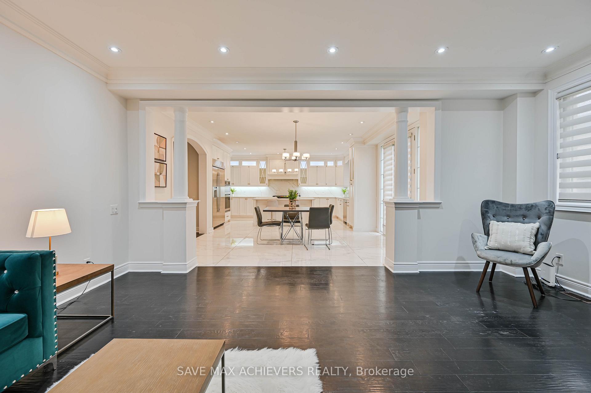 Photo 14 of 7 Seacliff Crescent, Brampton, Bram East — HOMEH