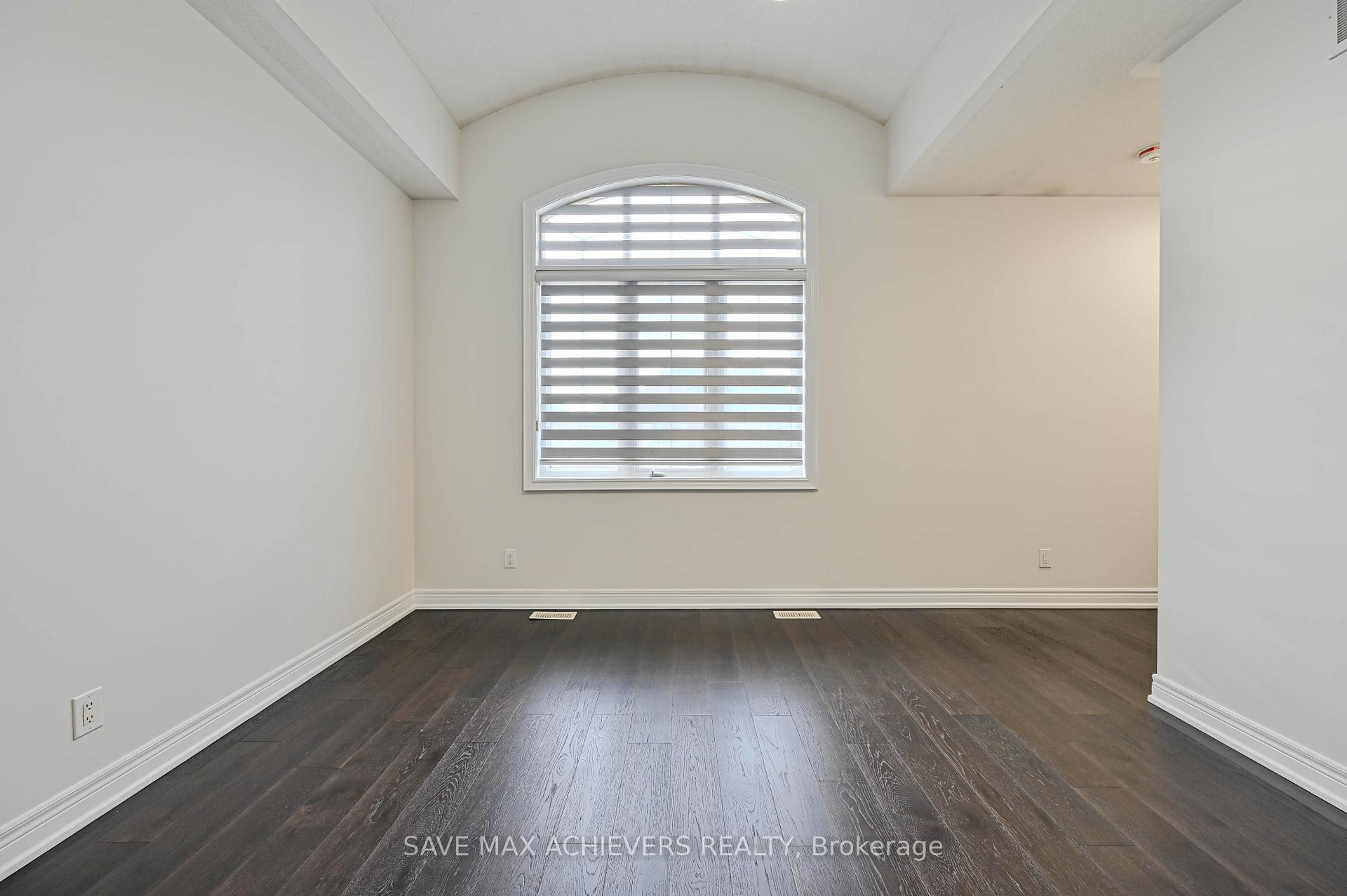 Photo 21 of 7 Seacliff Crescent, Brampton, Bram East — HOMEH
