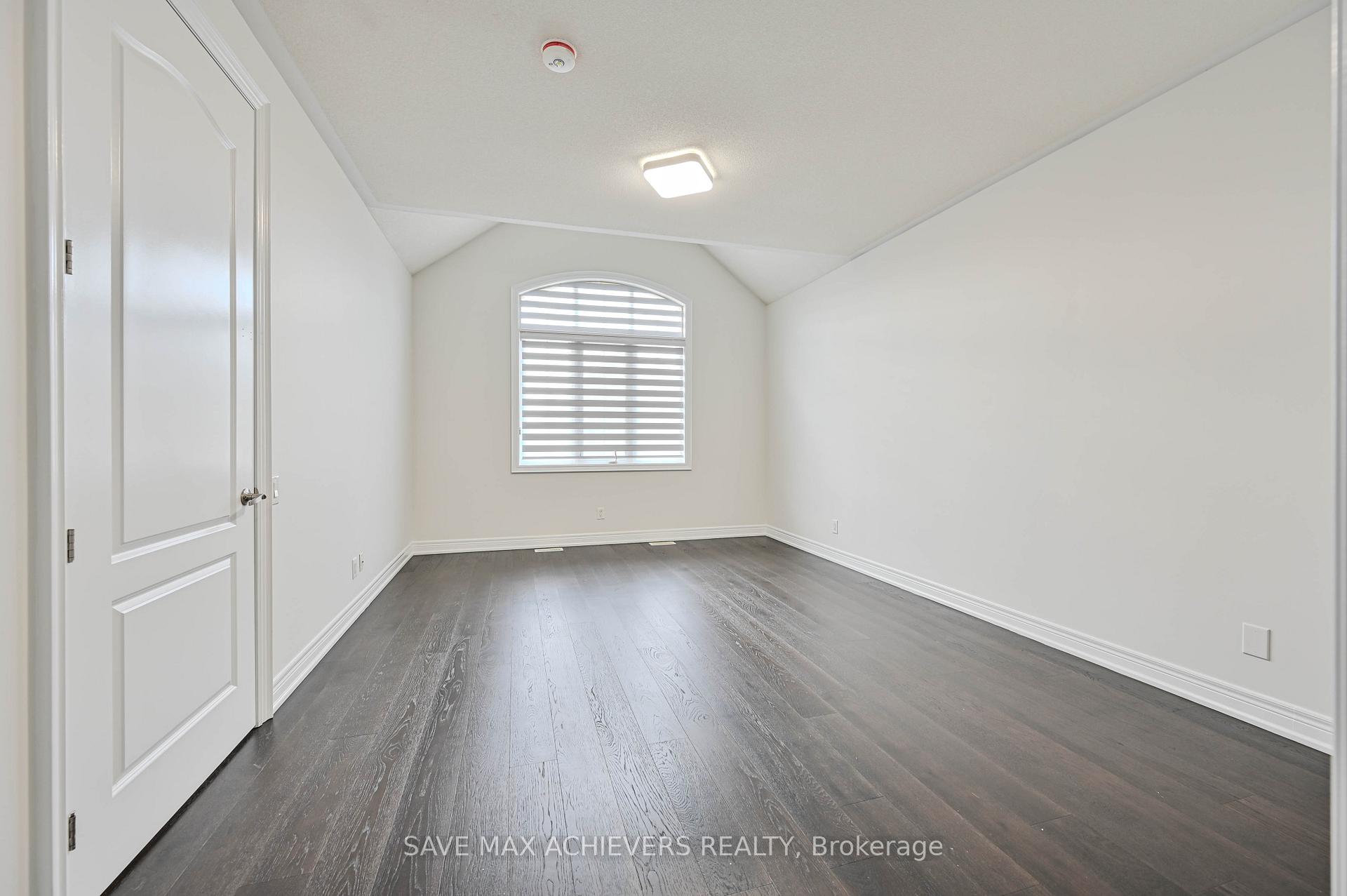 Photo 23 of 7 Seacliff Crescent, Brampton, Bram East — HOMEH