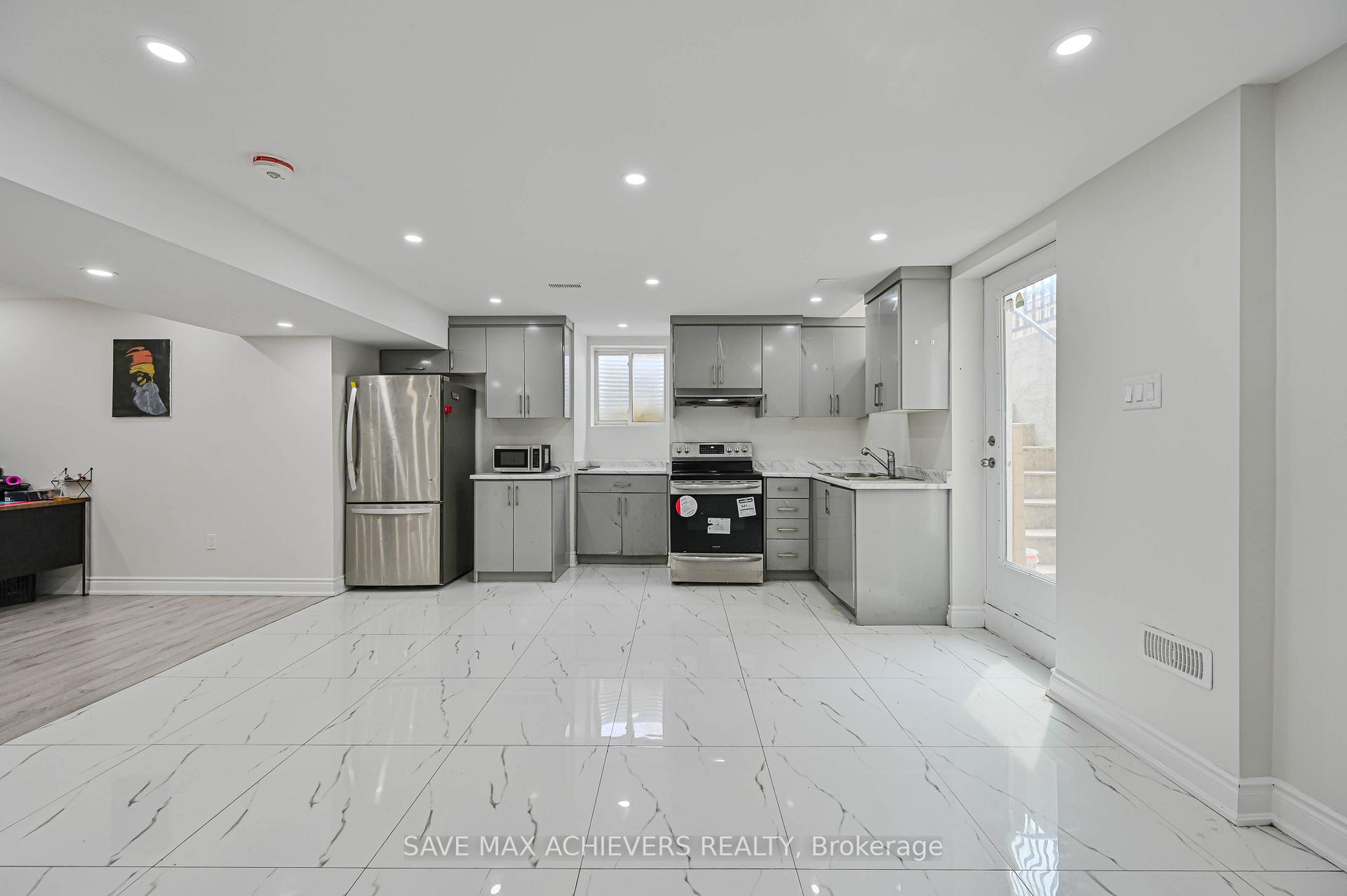 Photo 29 of 7 Seacliff Crescent, Brampton, Bram East — HOMEH