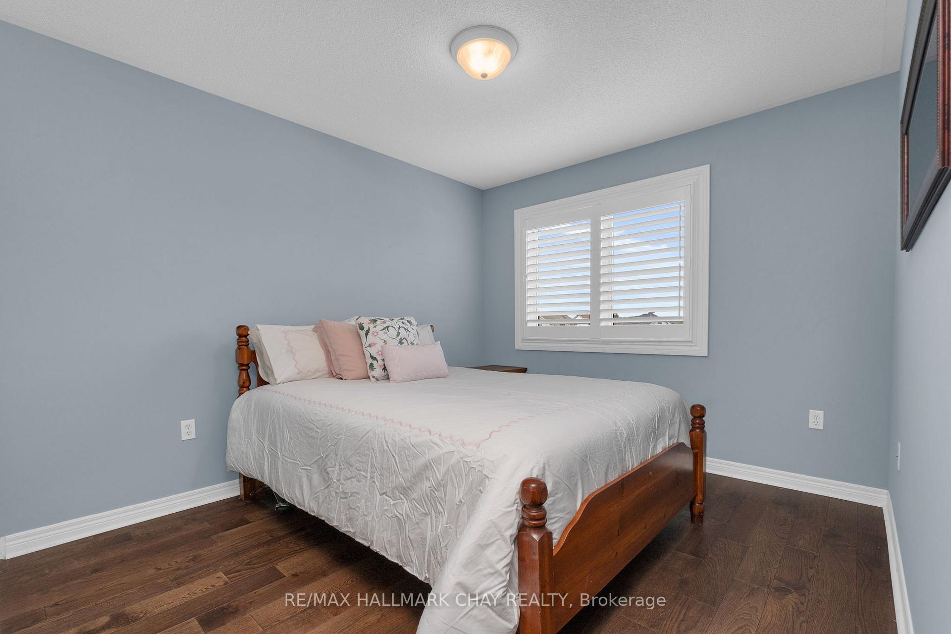 Photo 15 of 358 Esther Drive, Barrie, Painswick South — HOMEH