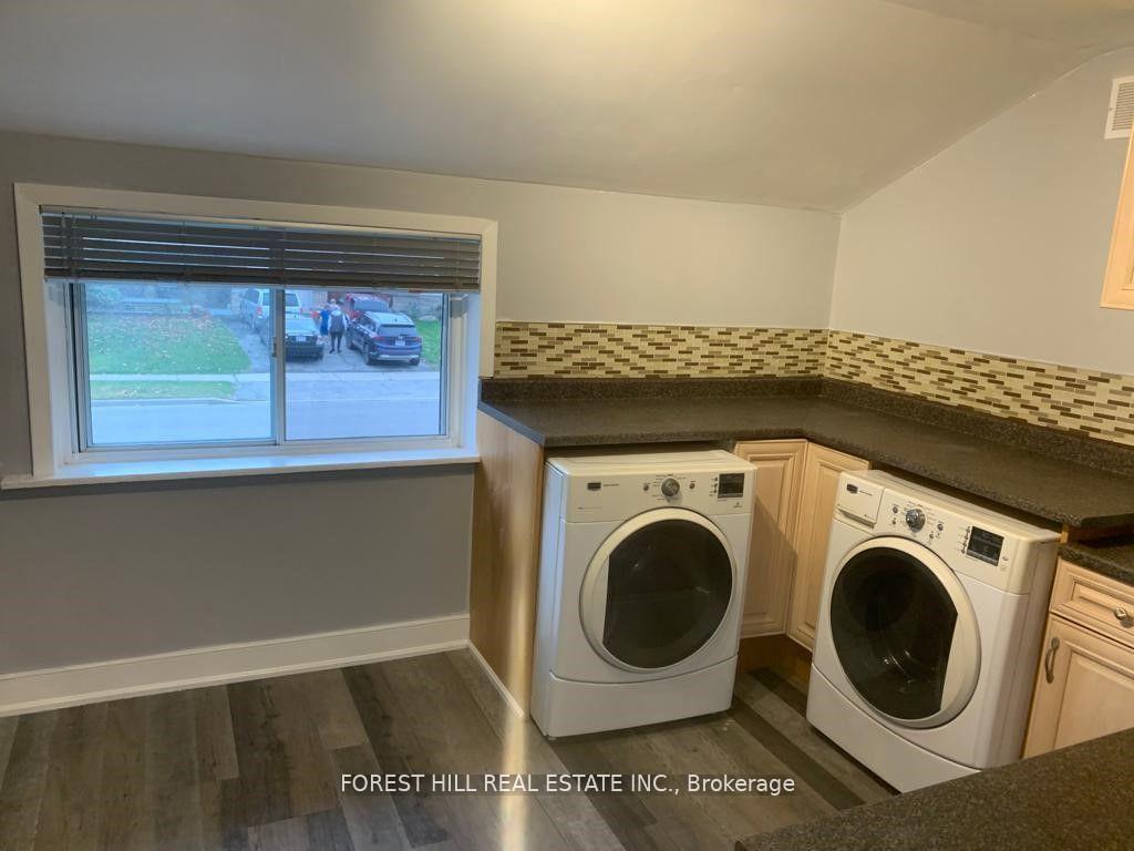 Photo 10 of 1396 Leighland Road, Burlington, Freeman — HOMEH