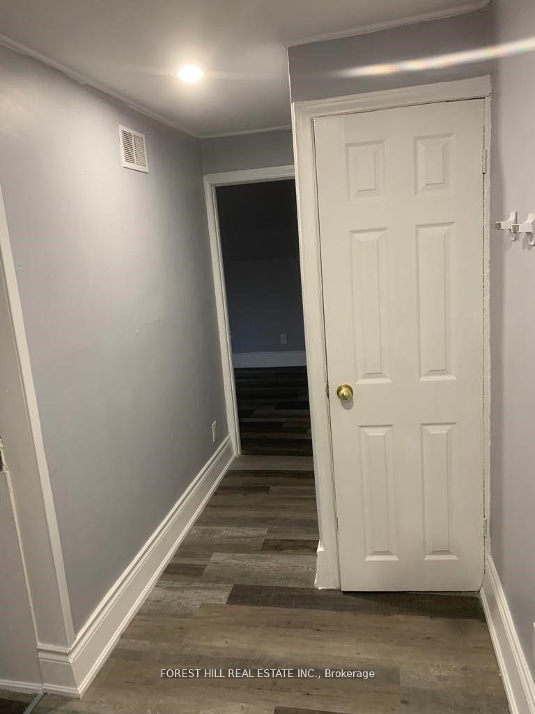 Photo 11 of 1396 Leighland Road, Burlington, Freeman — HOMEH