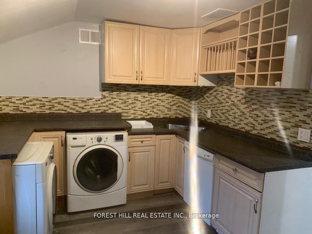 Photo 12 of 1396 Leighland Road, Burlington, Freeman — HOMEH