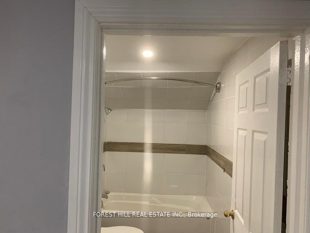 Photo 21 of 1396 Leighland Road, Burlington, Freeman — HOMEH