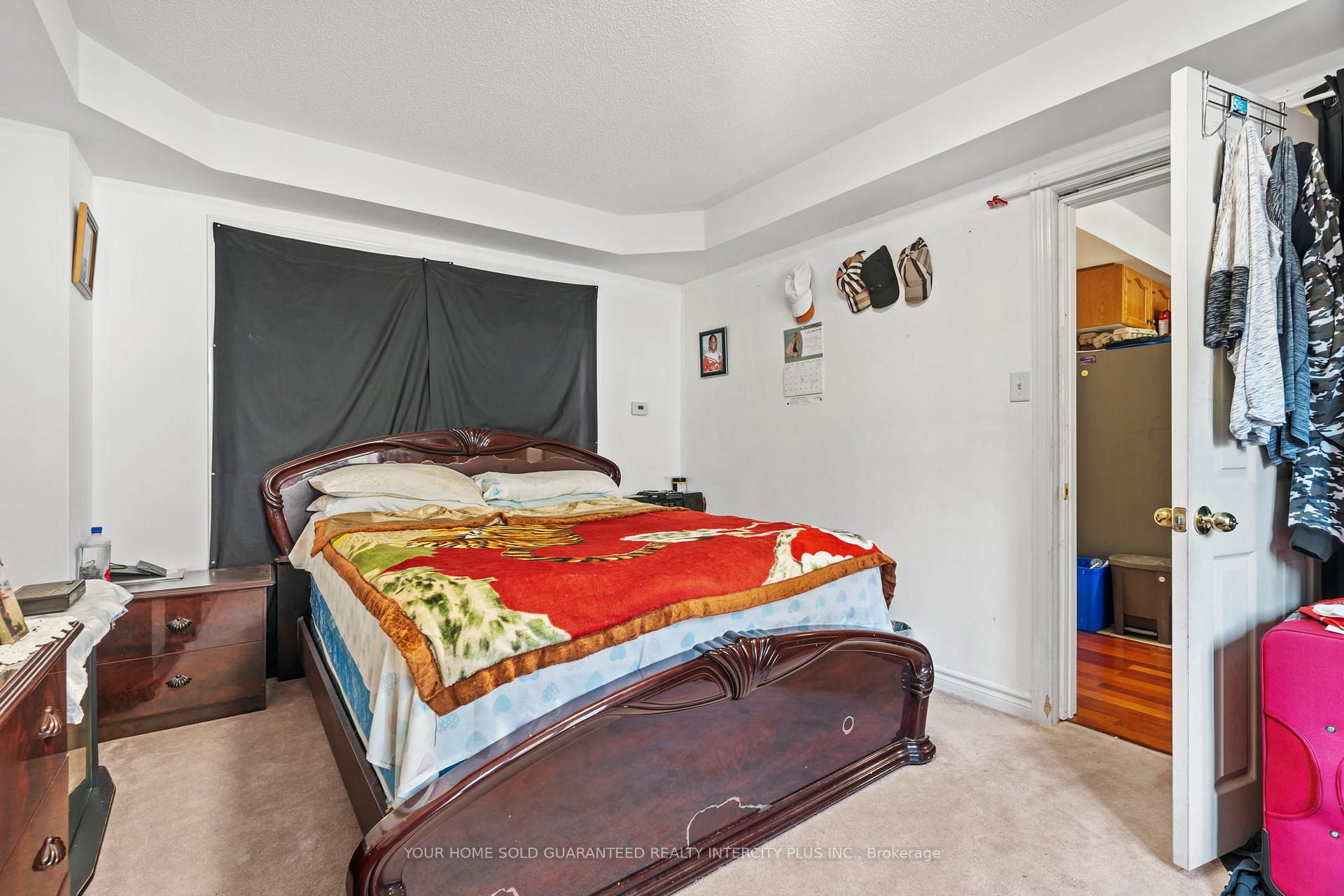 Photo 14 of 31 Grant's Way, Barrie, Ardagh — HOMEH