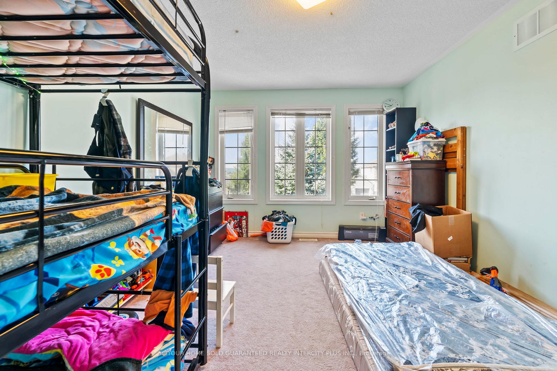 Photo 19 of 31 Grant's Way, Barrie, Ardagh — HOMEH