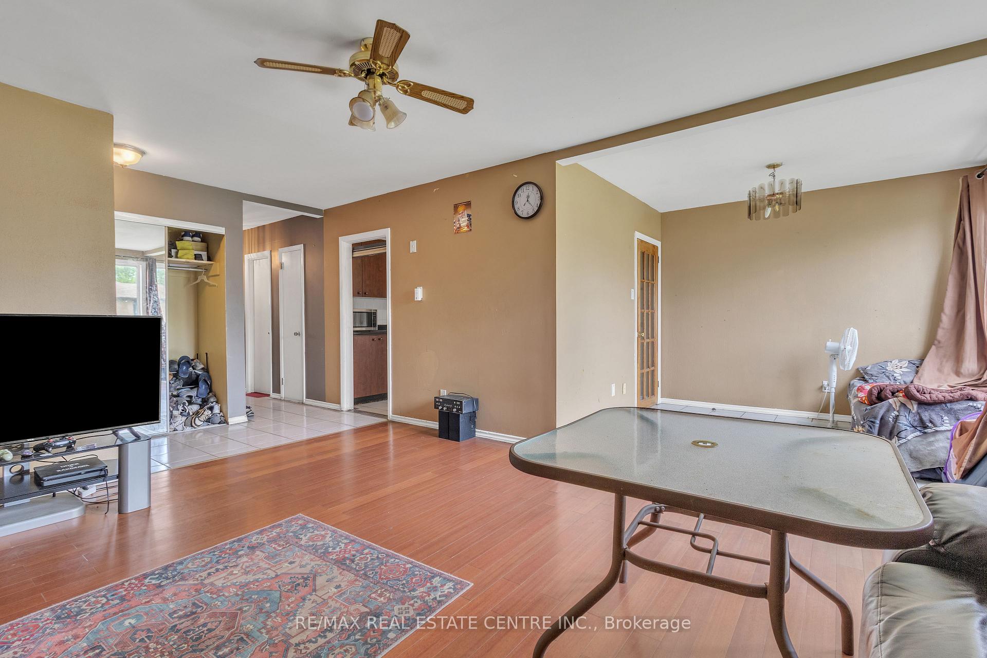 Photo 14 of 19 Langwith Court, Brampton, Brampton South — HOMEH