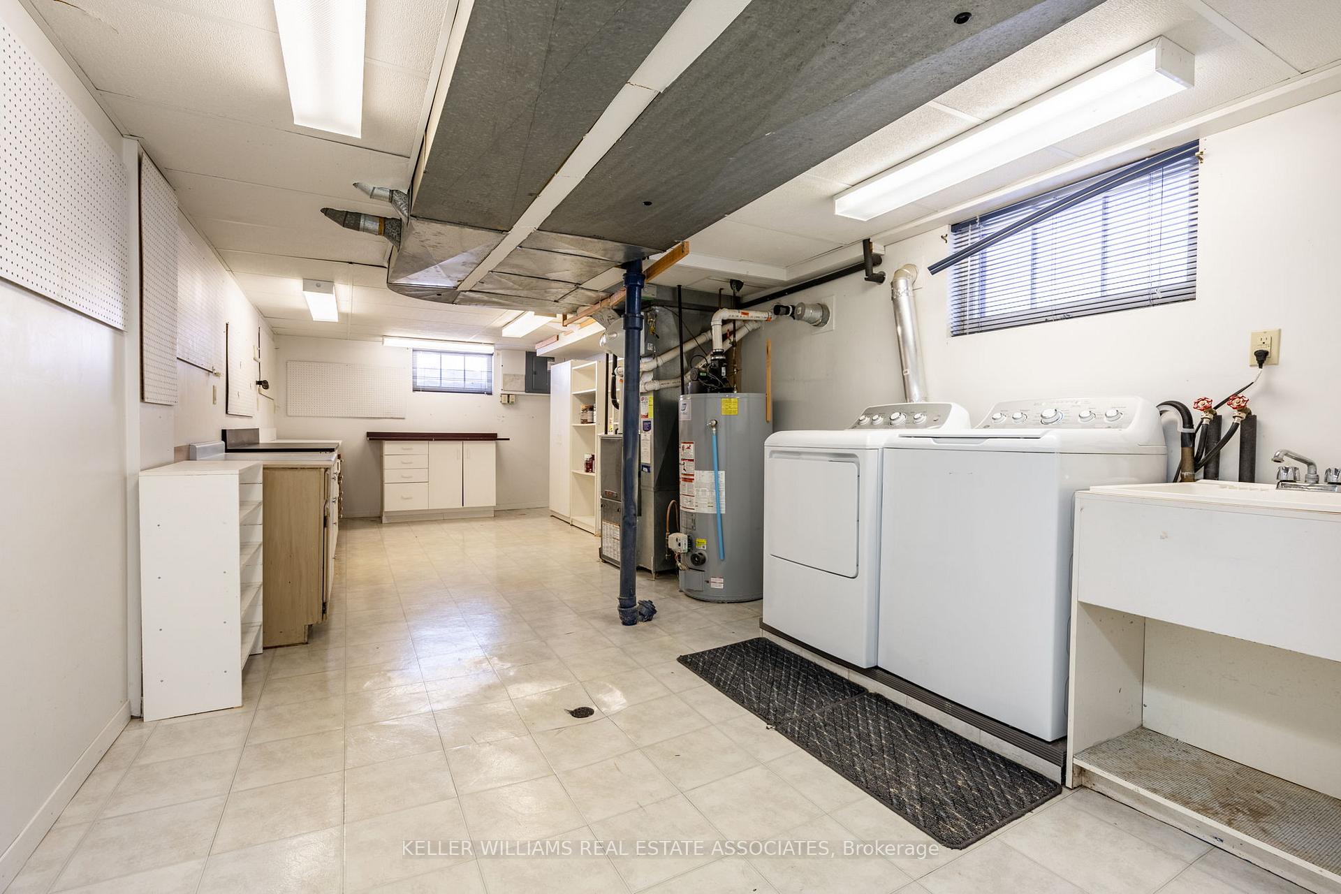 Photo 27 of 4354 Spruce Avenue, Burlington, Shoreacres — HOMEH