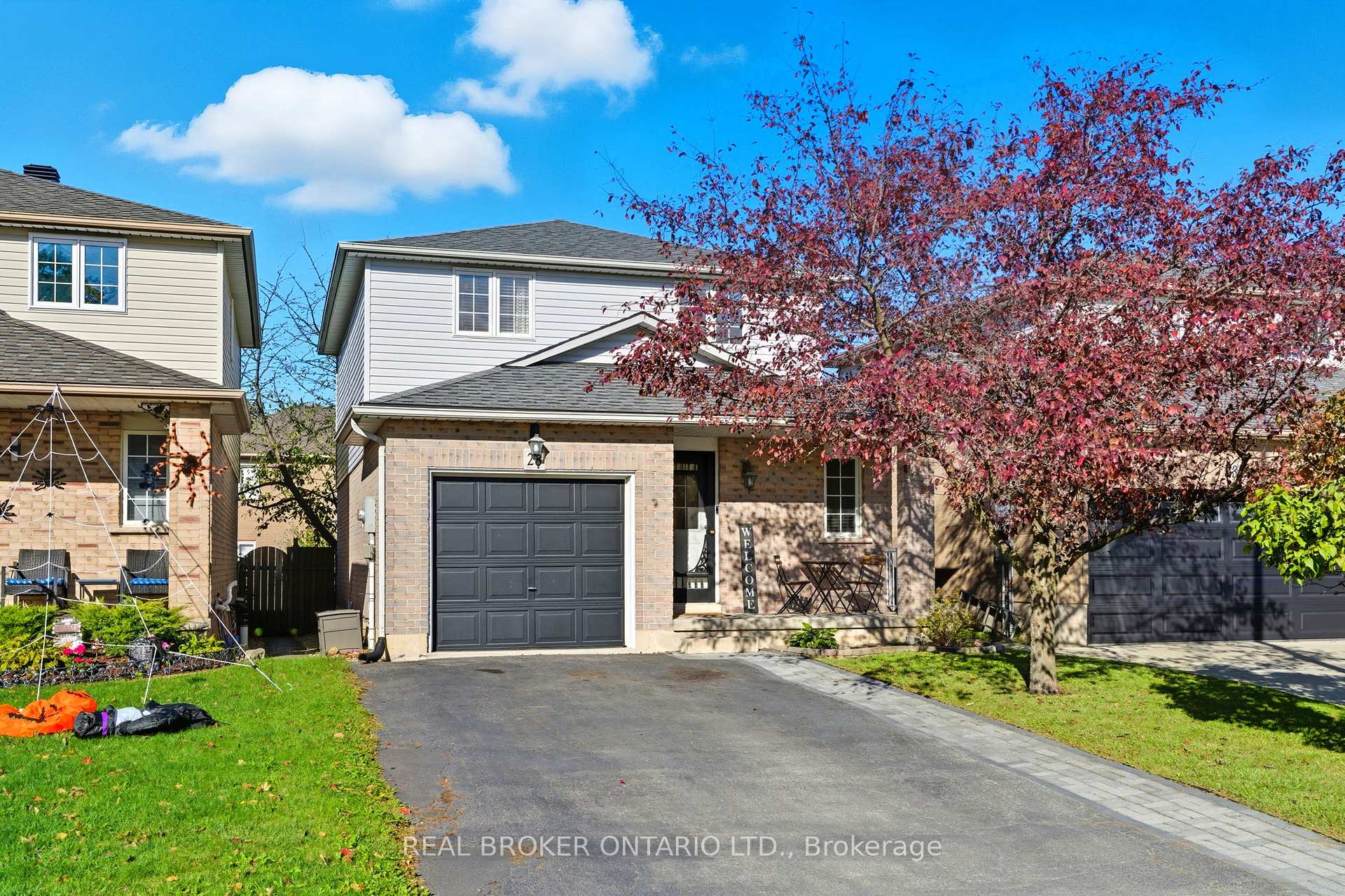 Photo 1 of 28 Brookheath Lane, Hamilton, Rural Glanbrook — HOMEH