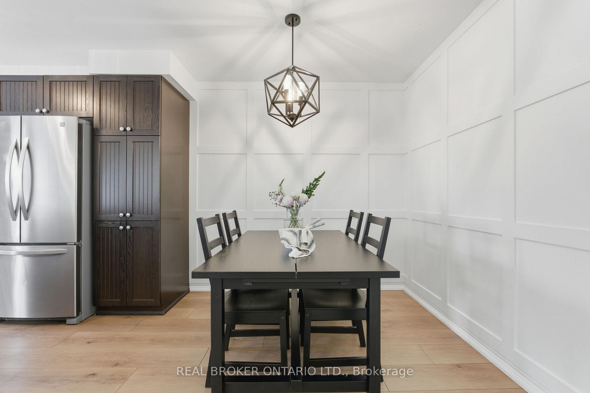 Photo 8 of 28 Brookheath Lane, Hamilton, Rural Glanbrook — HOMEH