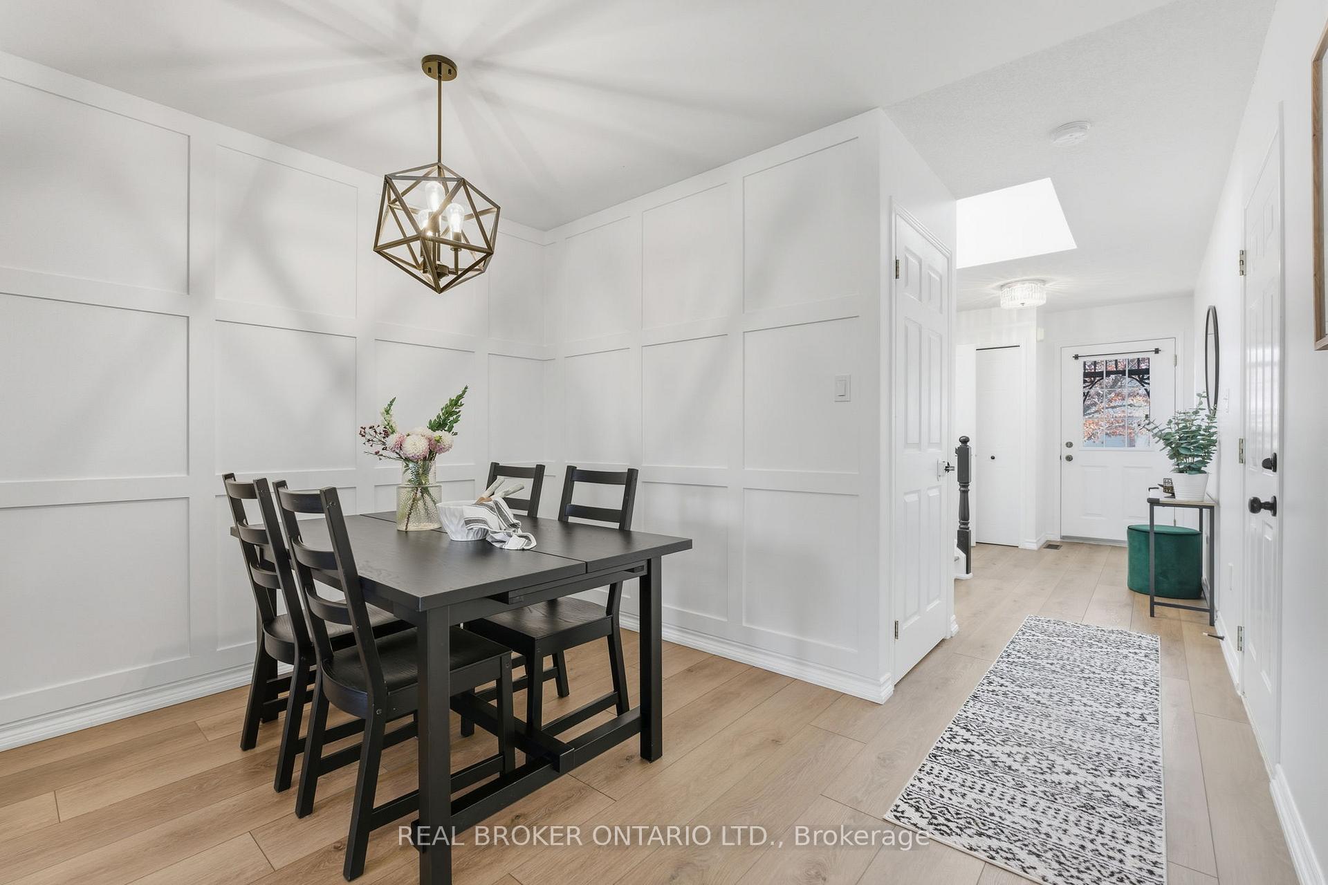 Photo 9 of 28 Brookheath Lane, Hamilton, Rural Glanbrook — HOMEH