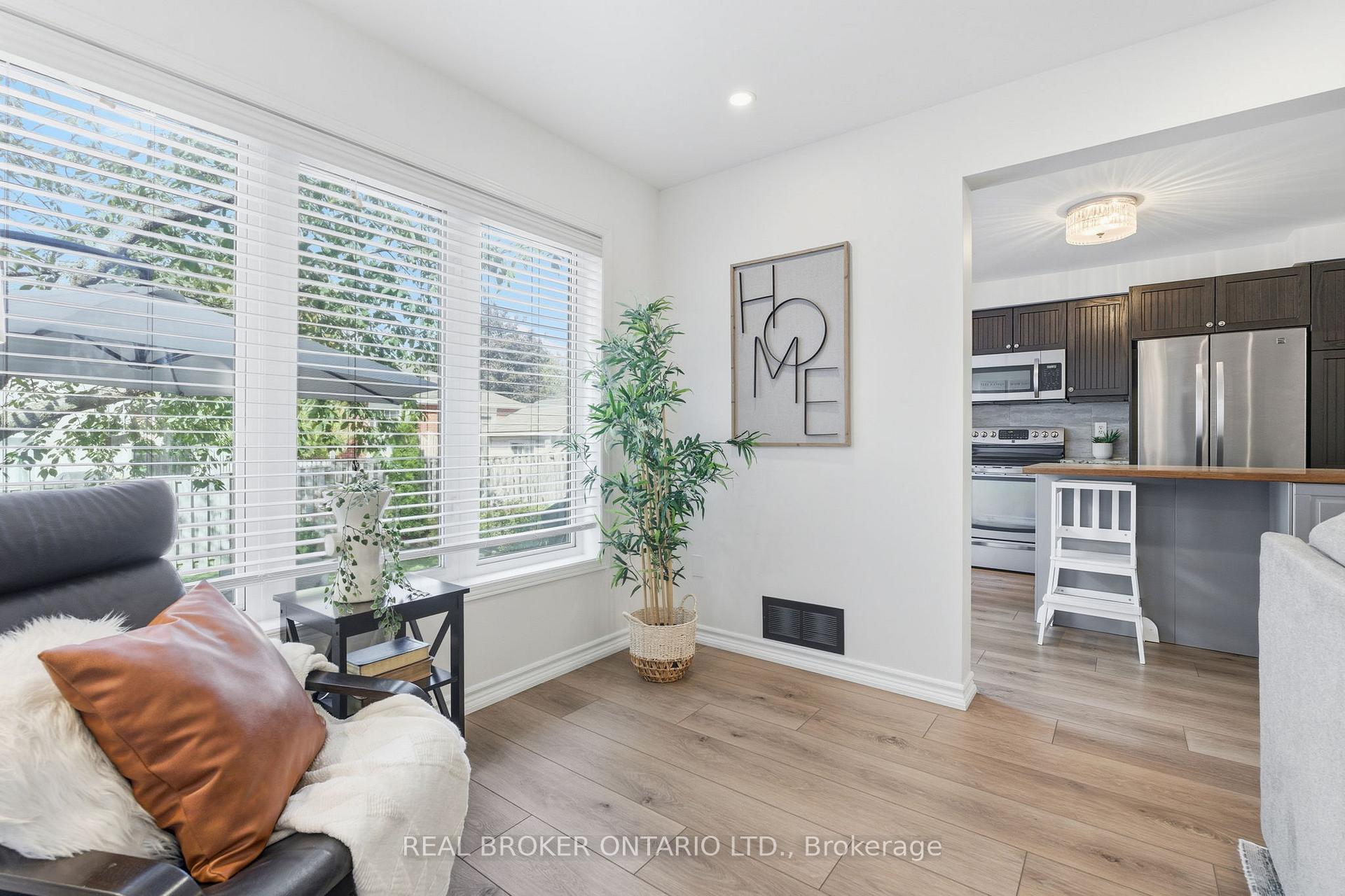 Photo 14 of 28 Brookheath Lane, Hamilton, Rural Glanbrook — HOMEH