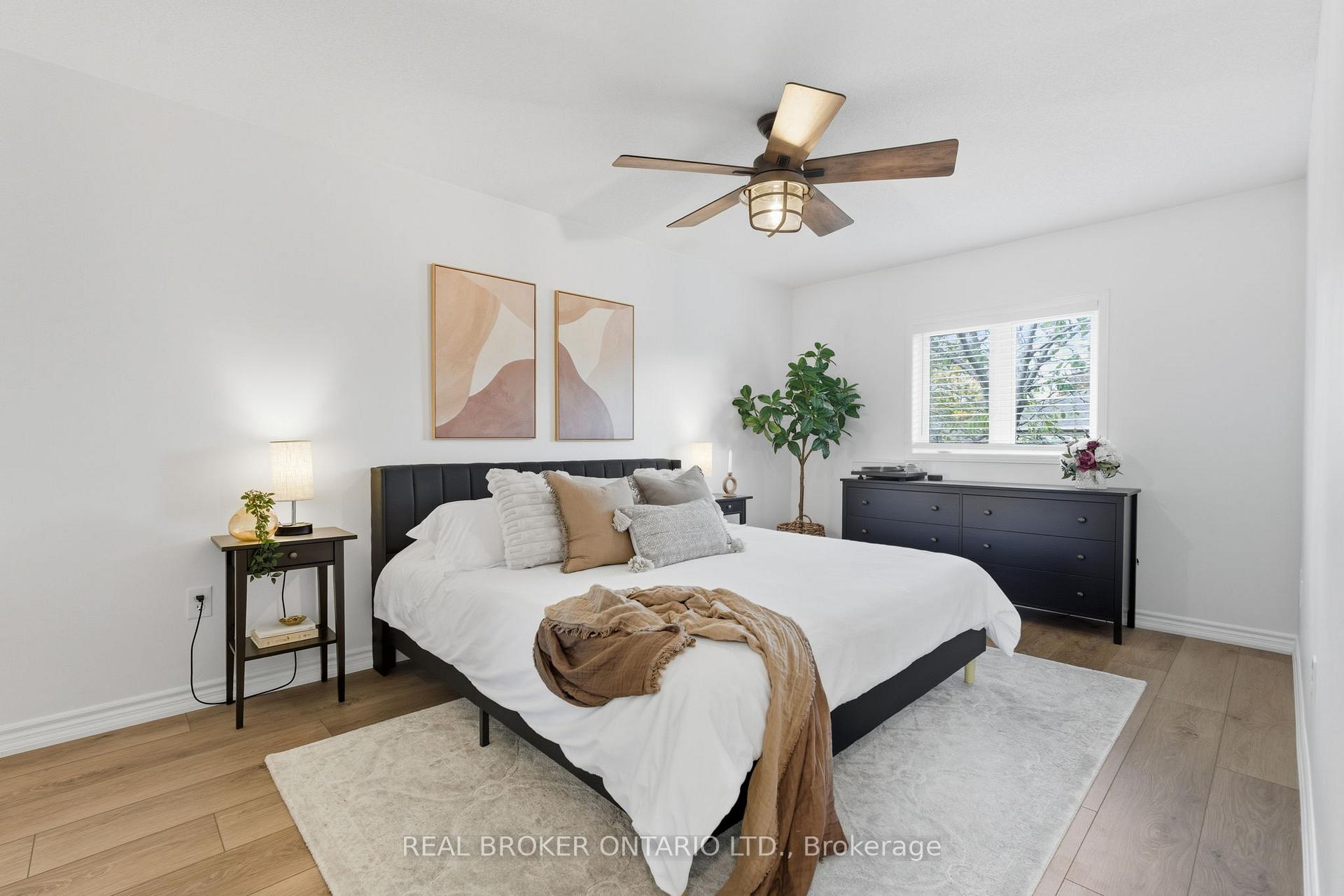 Photo 20 of 28 Brookheath Lane, Hamilton, Rural Glanbrook — HOMEH