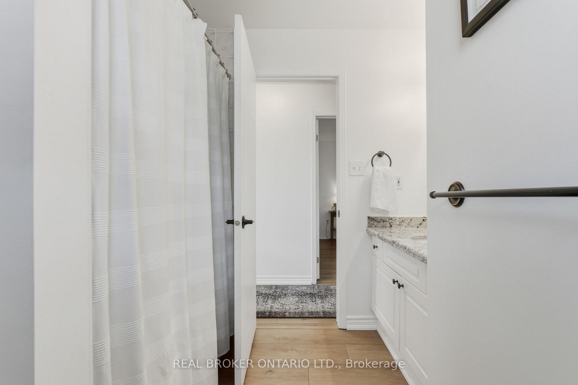 Photo 24 of 28 Brookheath Lane, Hamilton, Rural Glanbrook — HOMEH