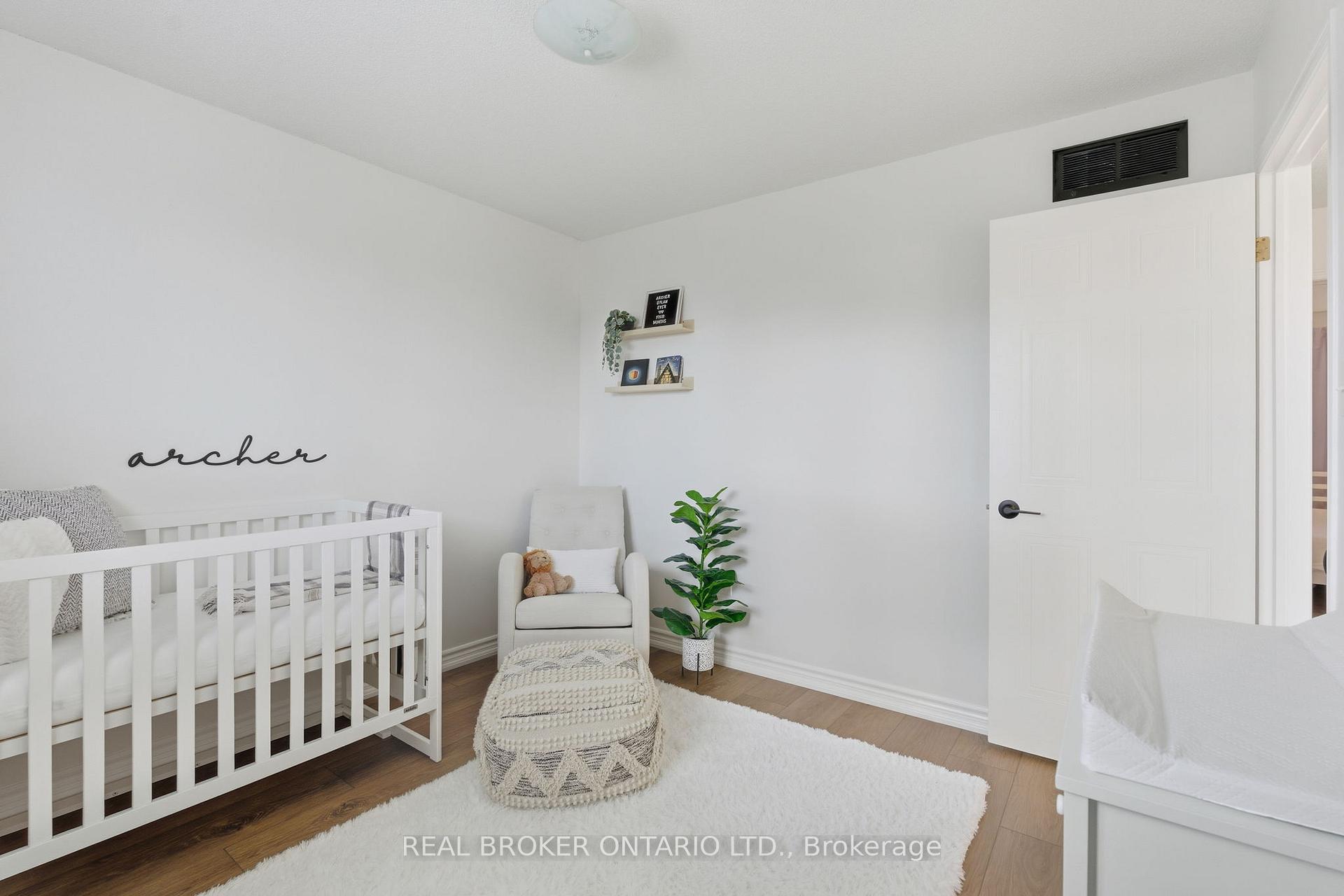 Photo 26 of 28 Brookheath Lane, Hamilton, Rural Glanbrook — HOMEH
