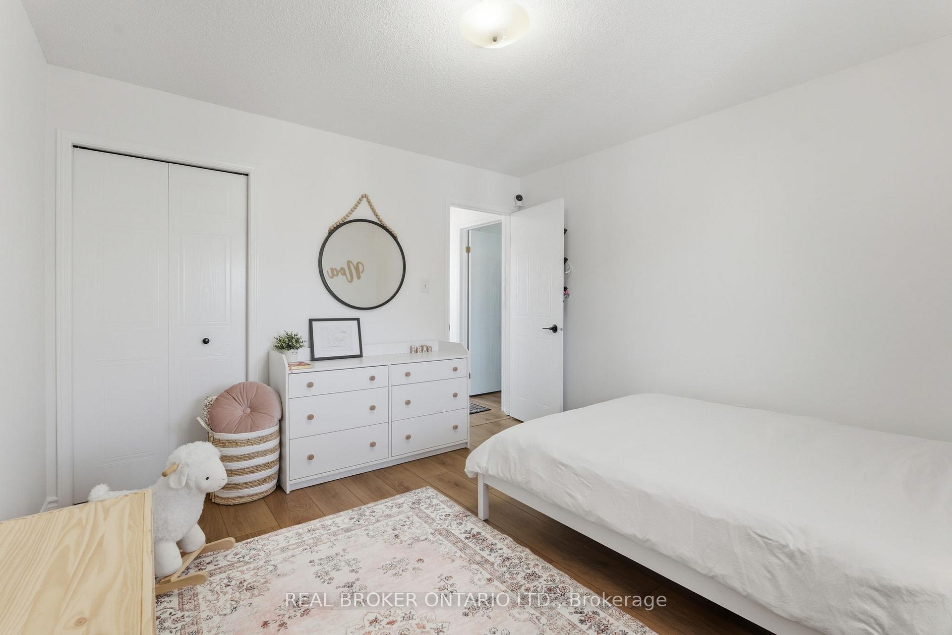 Photo 29 of 28 Brookheath Lane, Hamilton, Rural Glanbrook — HOMEH