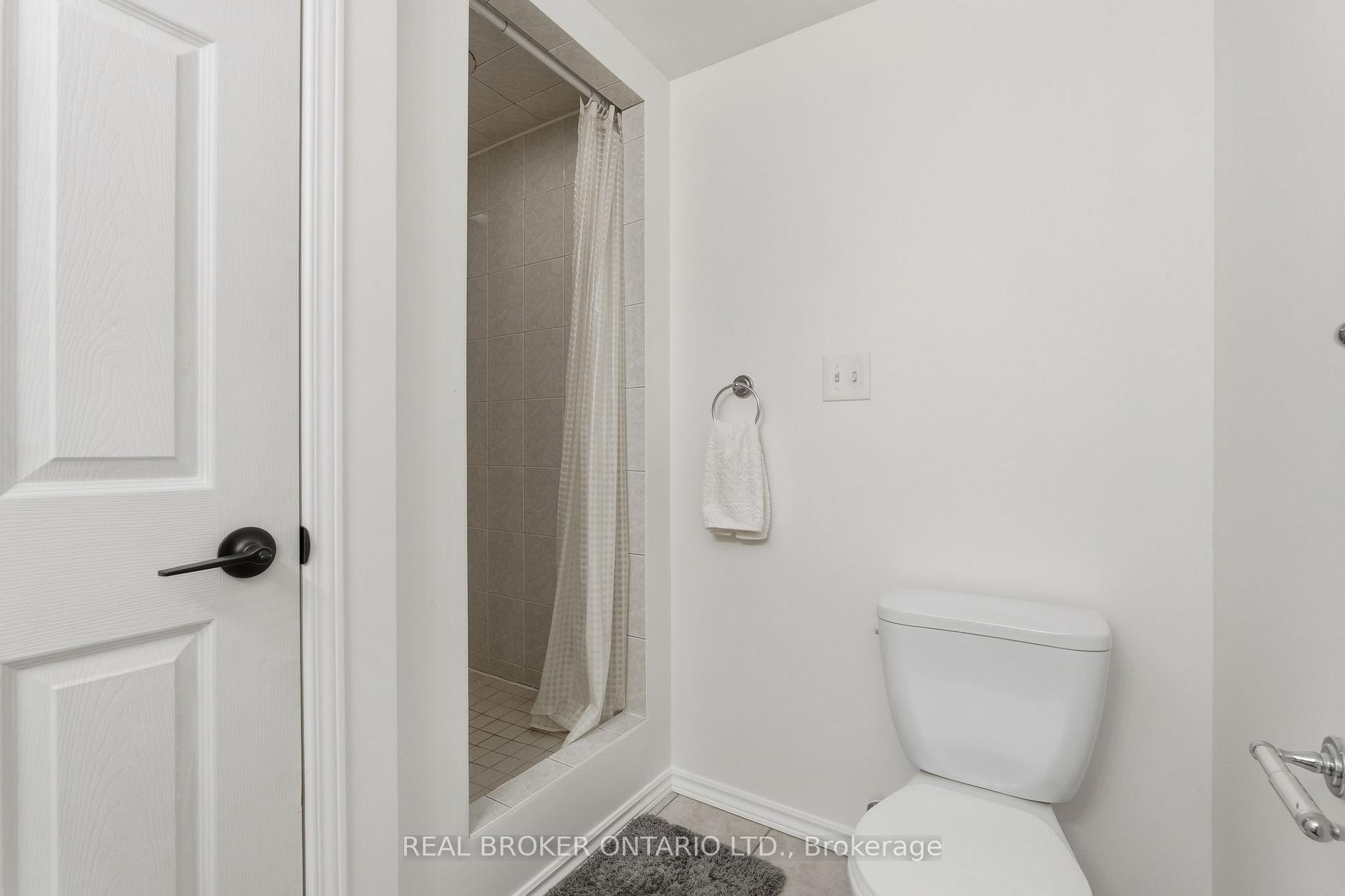 Photo 38 of 28 Brookheath Lane, Hamilton, Rural Glanbrook — HOMEH